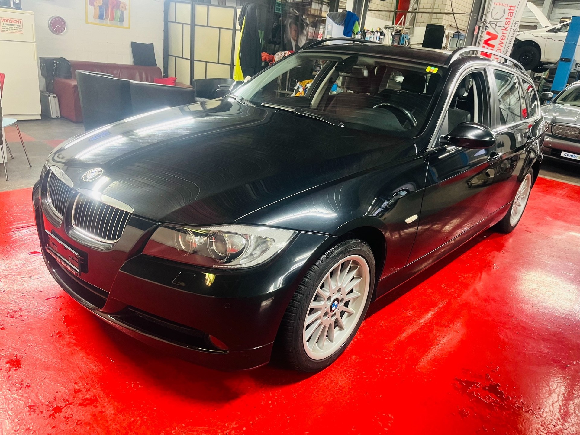 BMW 325i xDrive Touring more4you Steptronic-image-3