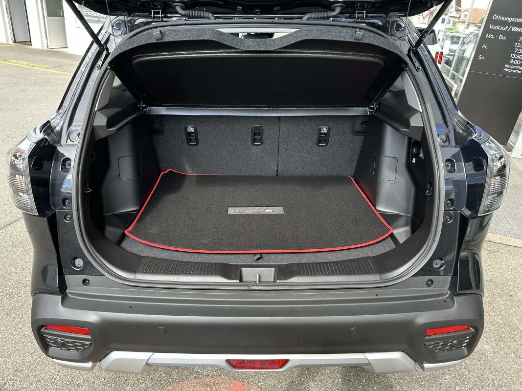 SUZUKI S-Cross 1.5 Piz Sulai Top Hybrid 4x4-image-5
