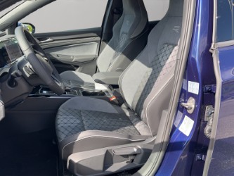 VW Golf 1.5 eTSI mHEV ACT R-Line DSG-image-5