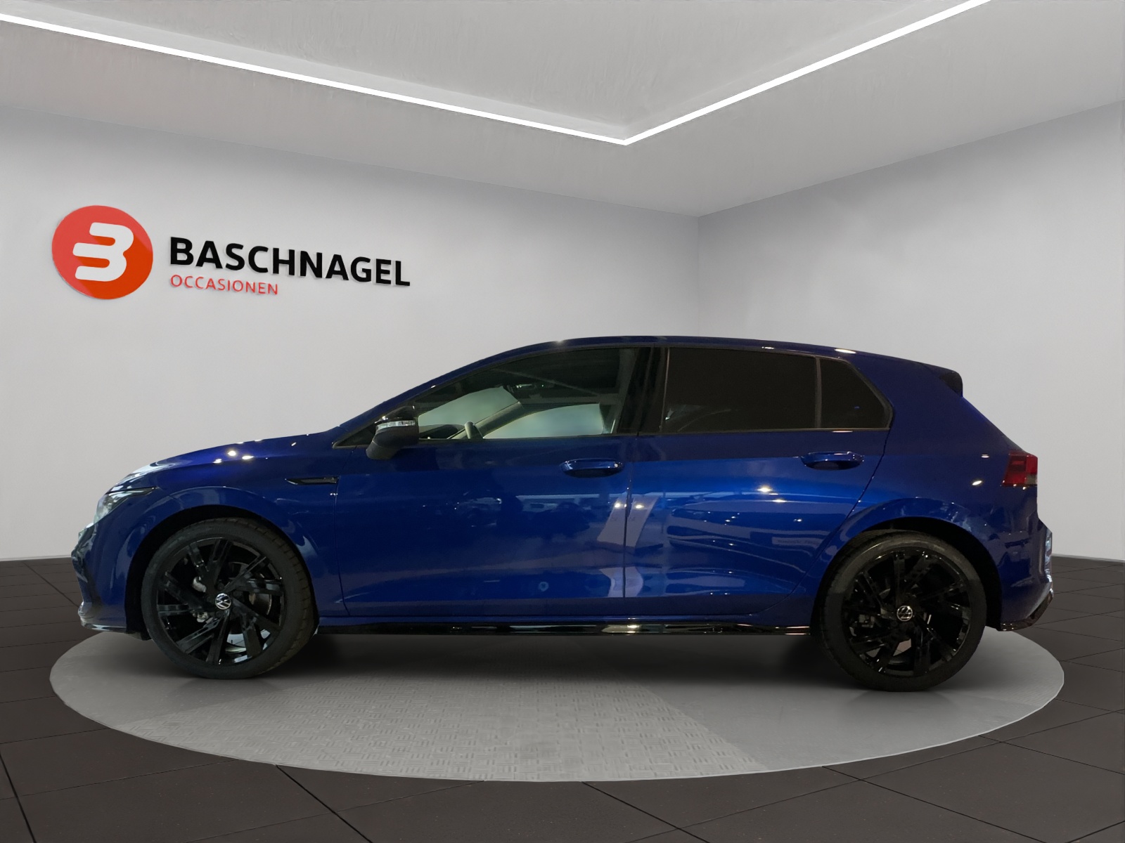 VW Golf 1.5 eTSI mHEV ACT R-Line DSG-showroom-element-2