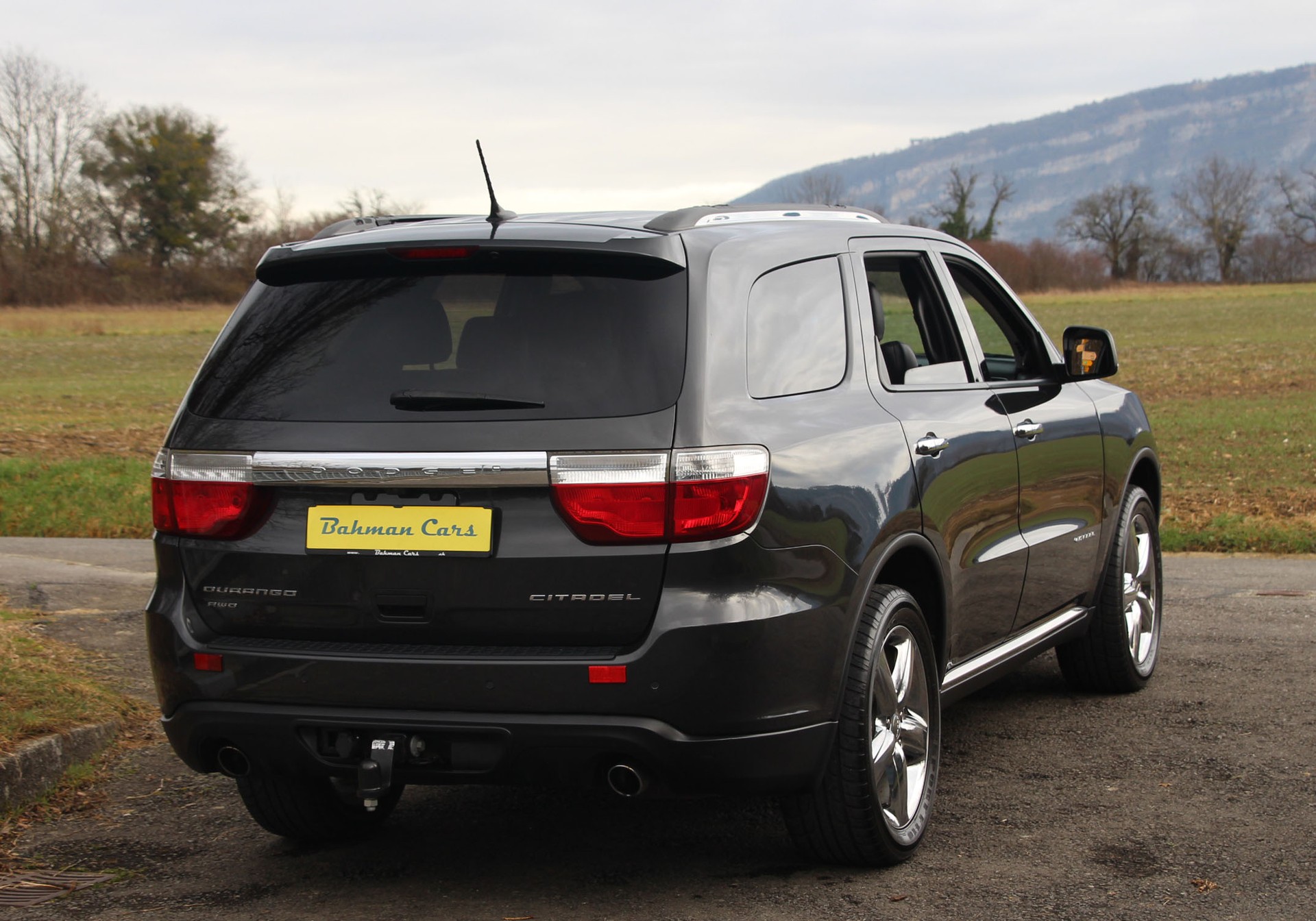 DODGE Durango 5.7 V8 Hemi Citadel AWD-image-5