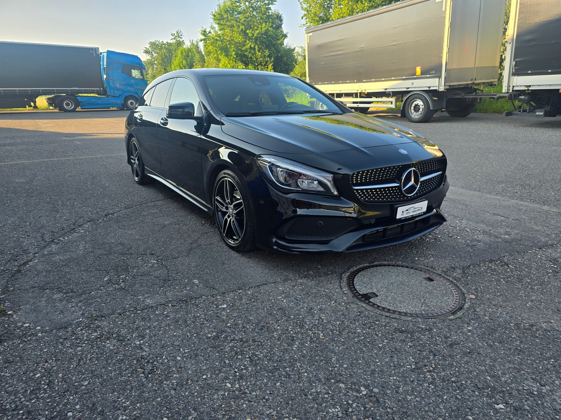 MERCEDES-BENZ CLA Shooting Brake 200 d Urban 4Matic 7G-DCT-image-1