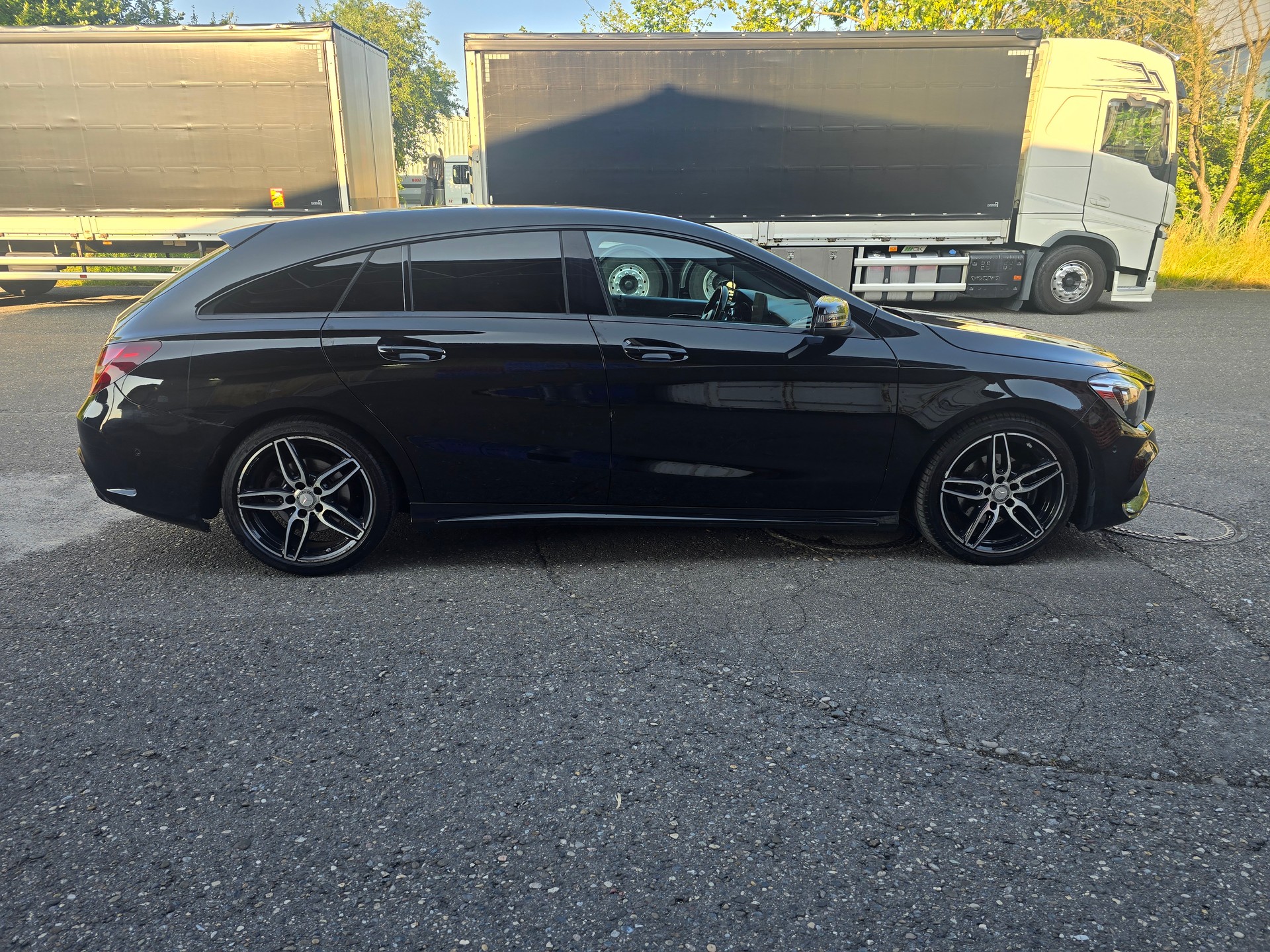 MERCEDES-BENZ CLA Shooting Brake 200 d Urban 4Matic 7G-DCT-image-7