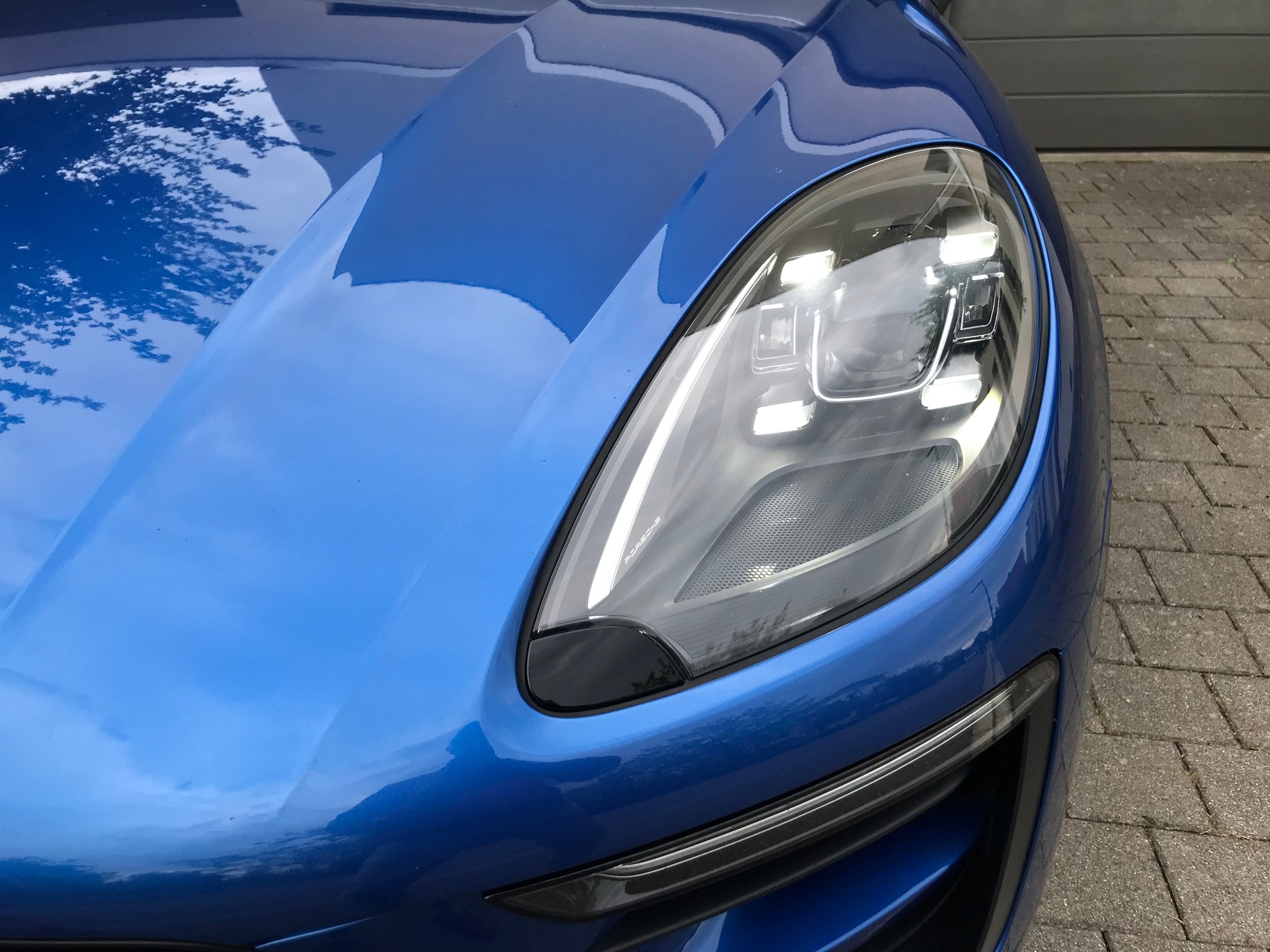 PORSCHE Macan GTS PDK-image-2