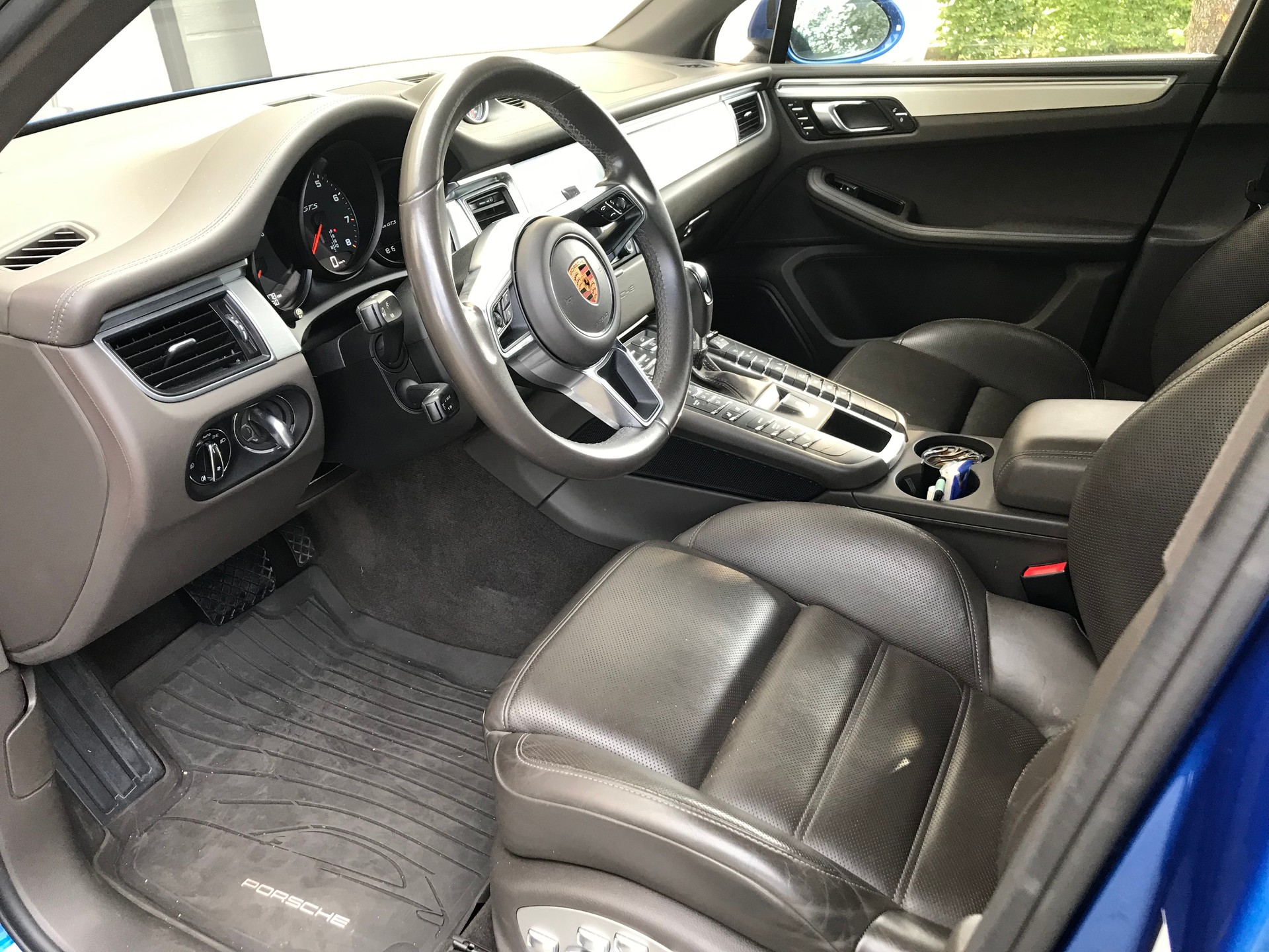 PORSCHE Macan GTS PDK-image-8