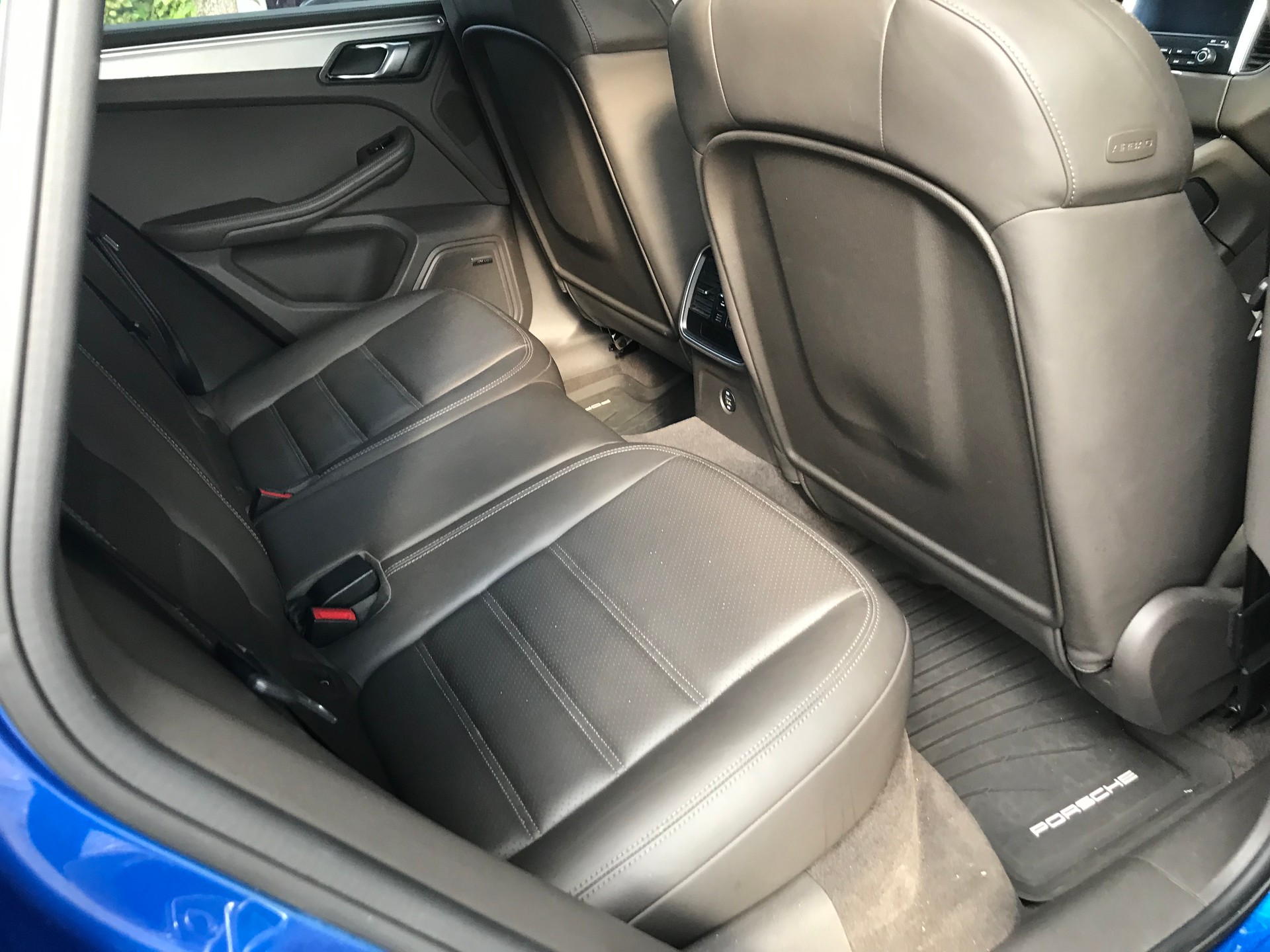 PORSCHE Macan GTS PDK-image-13