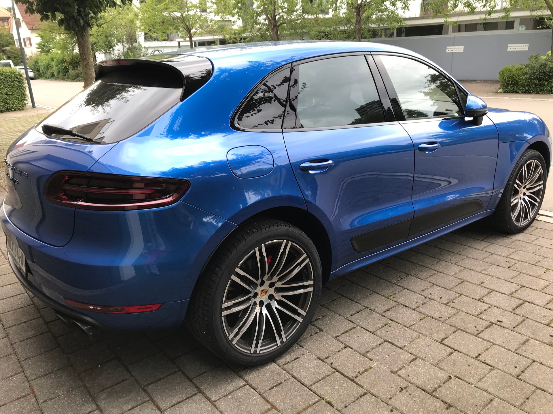 PORSCHE Macan GTS PDK-image-5