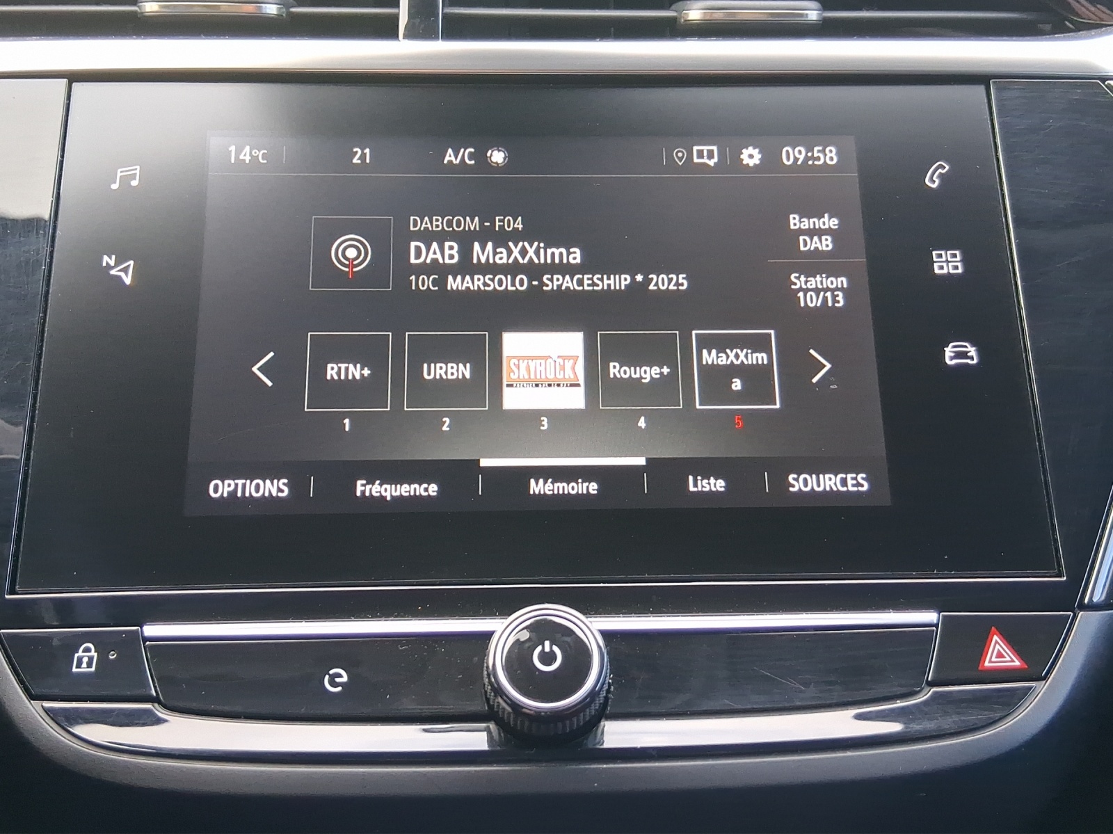 OPEL Corsa e-Elegance-image-14