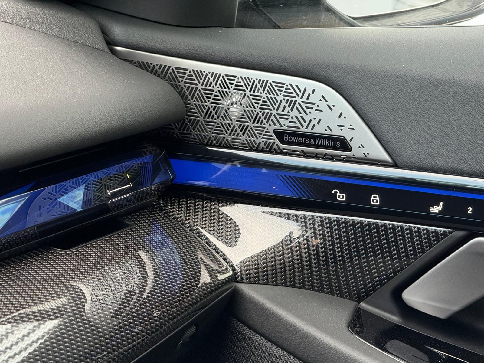 BMW M5 xDrive-image-8