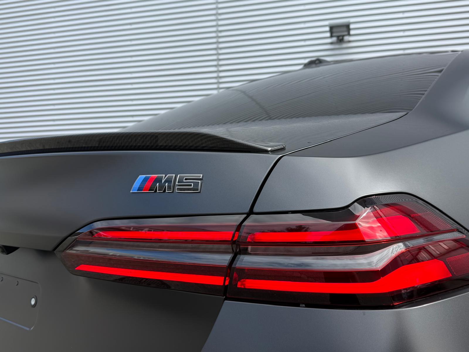 BMW M5 xDrive-image-10