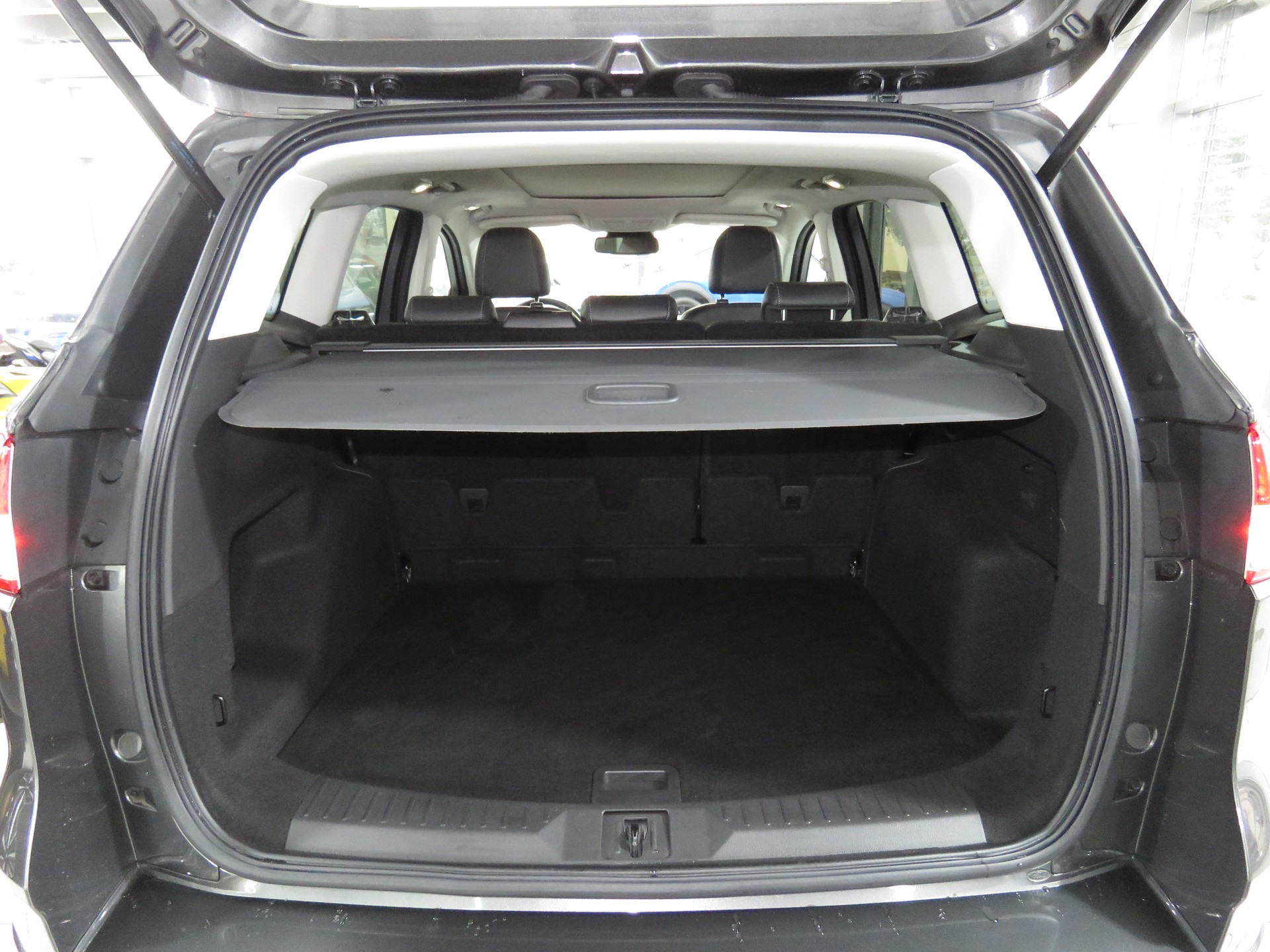 FORD Kuga 2.0 TDCi Titanium S 4WD PowerShift (Automat)-image-10