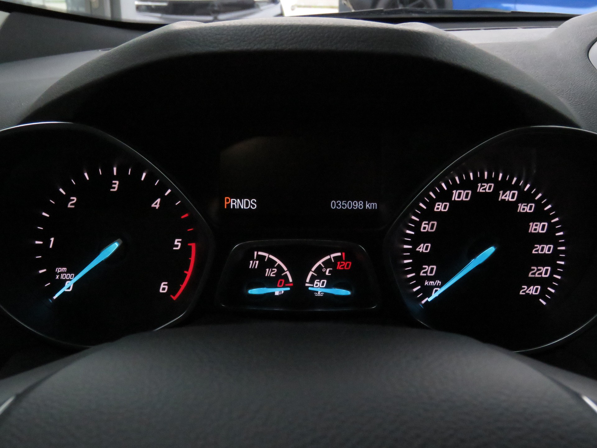 FORD Kuga 2.0 TDCi Titanium S 4WD PowerShift (Automat)-image-16