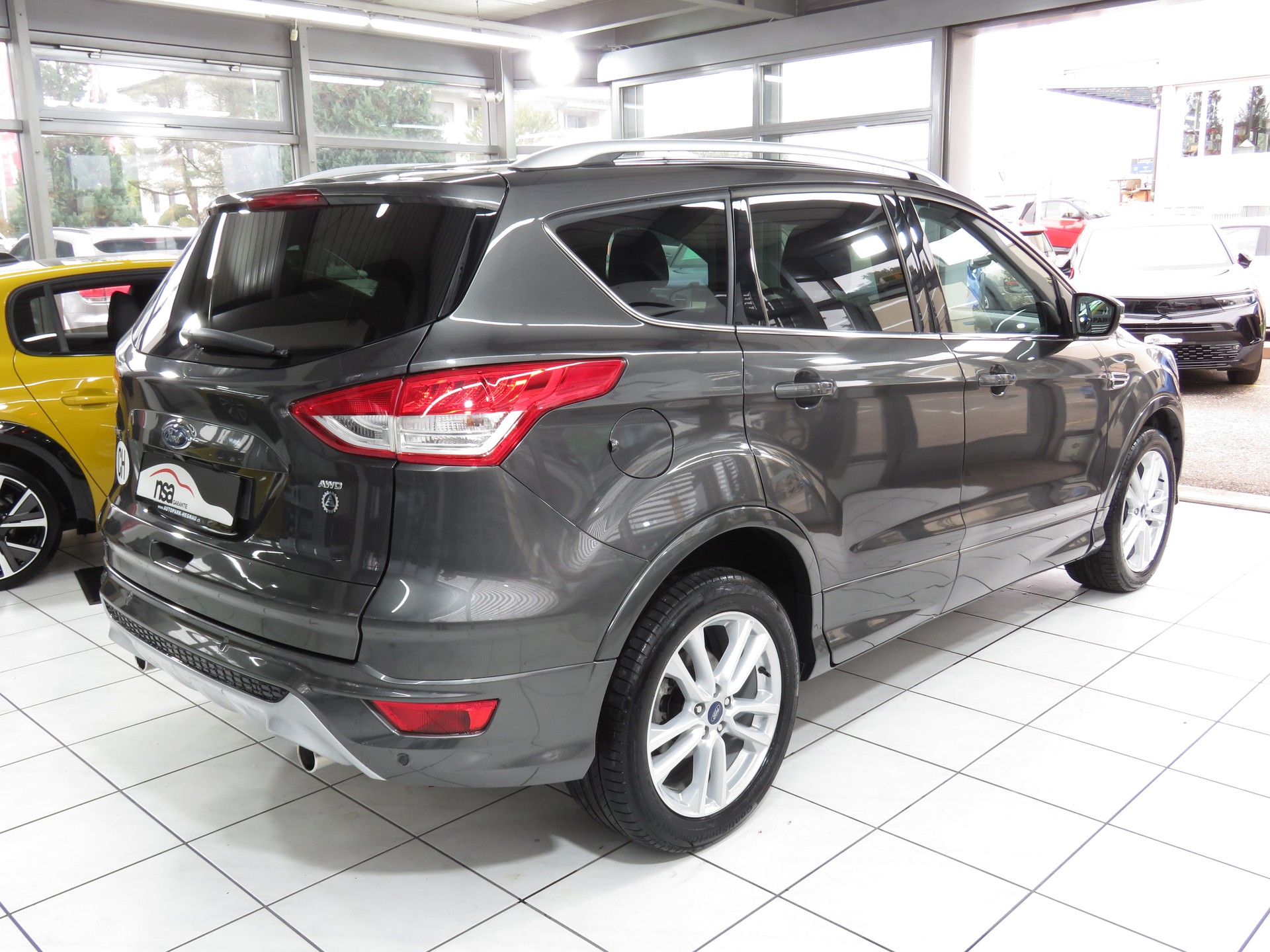 FORD Kuga 2.0 TDCi Titanium S 4WD PowerShift (Automat)-image-3