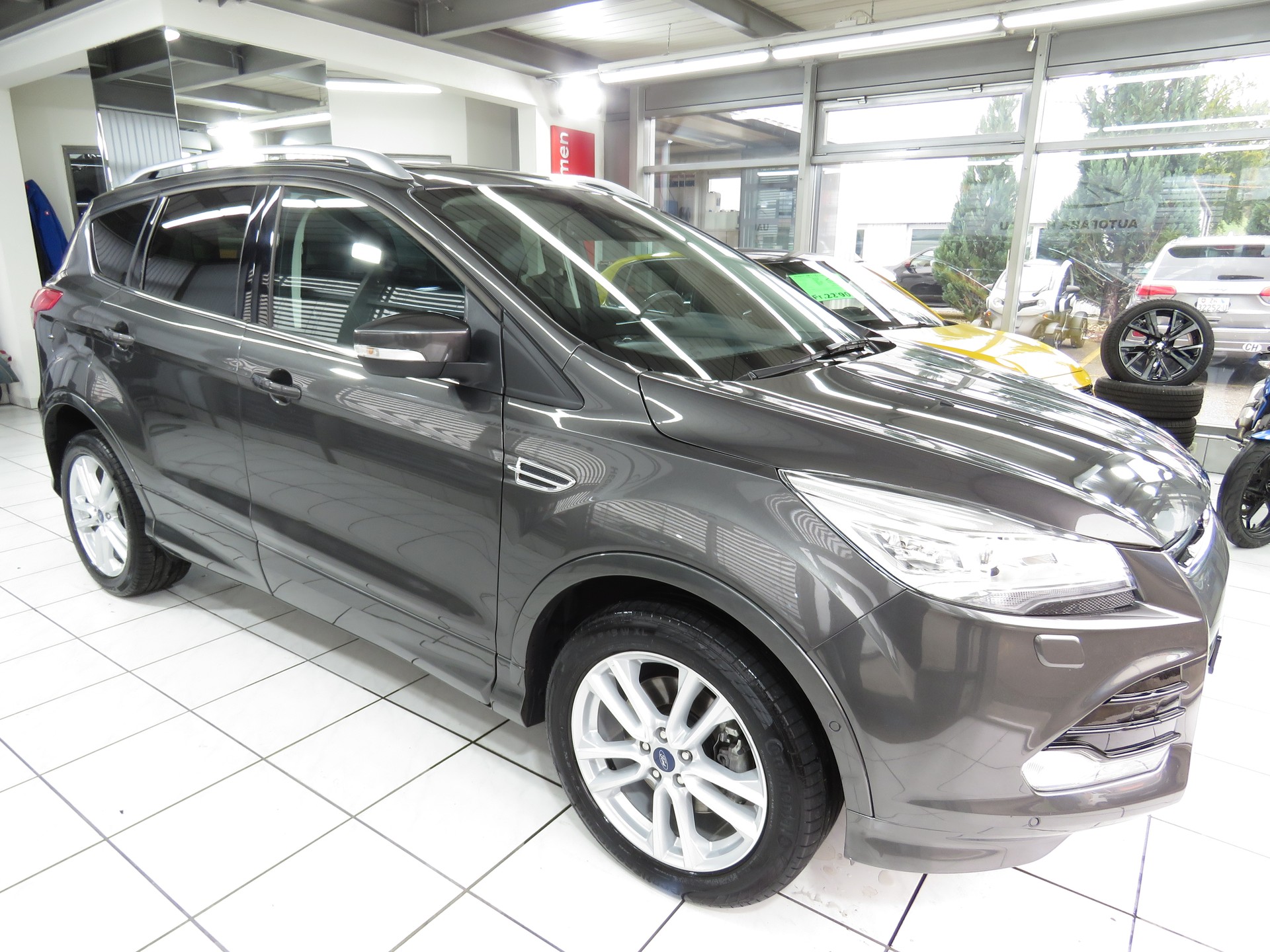 FORD Kuga 2.0 TDCi Titanium S 4WD PowerShift (Automat)-image-2