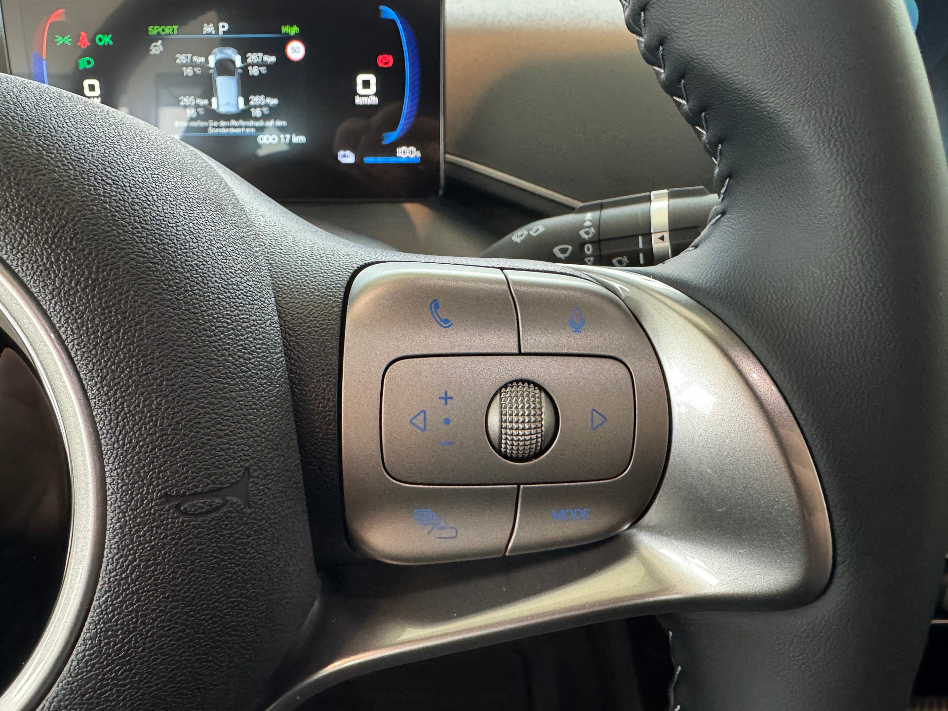 BYD Dolphin Surf 43 kWh Boos-image-14