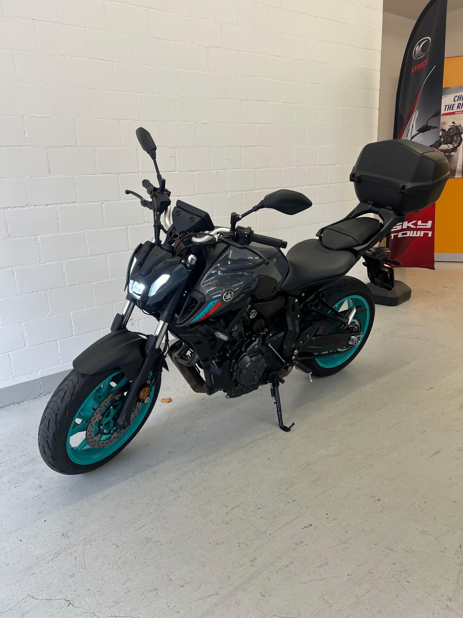 YAMAHA MT-07-image-4