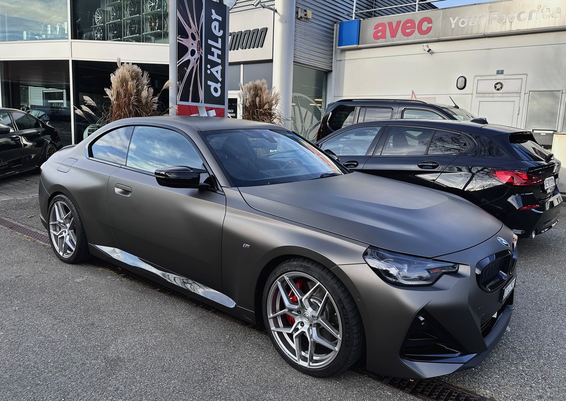 BMW M240i xDrive Coupe-image-3
