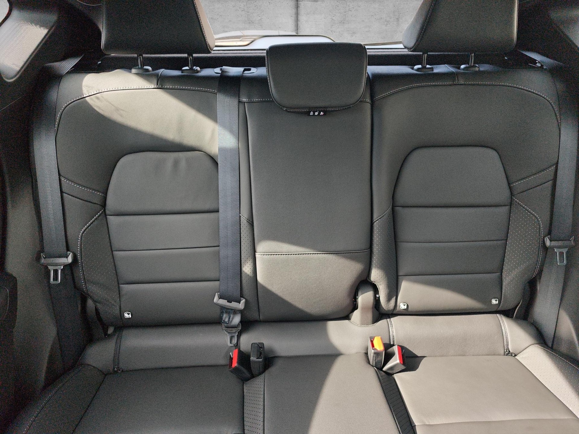 MITSUBISHI ASX 1.8 HEV Instyle-image-8