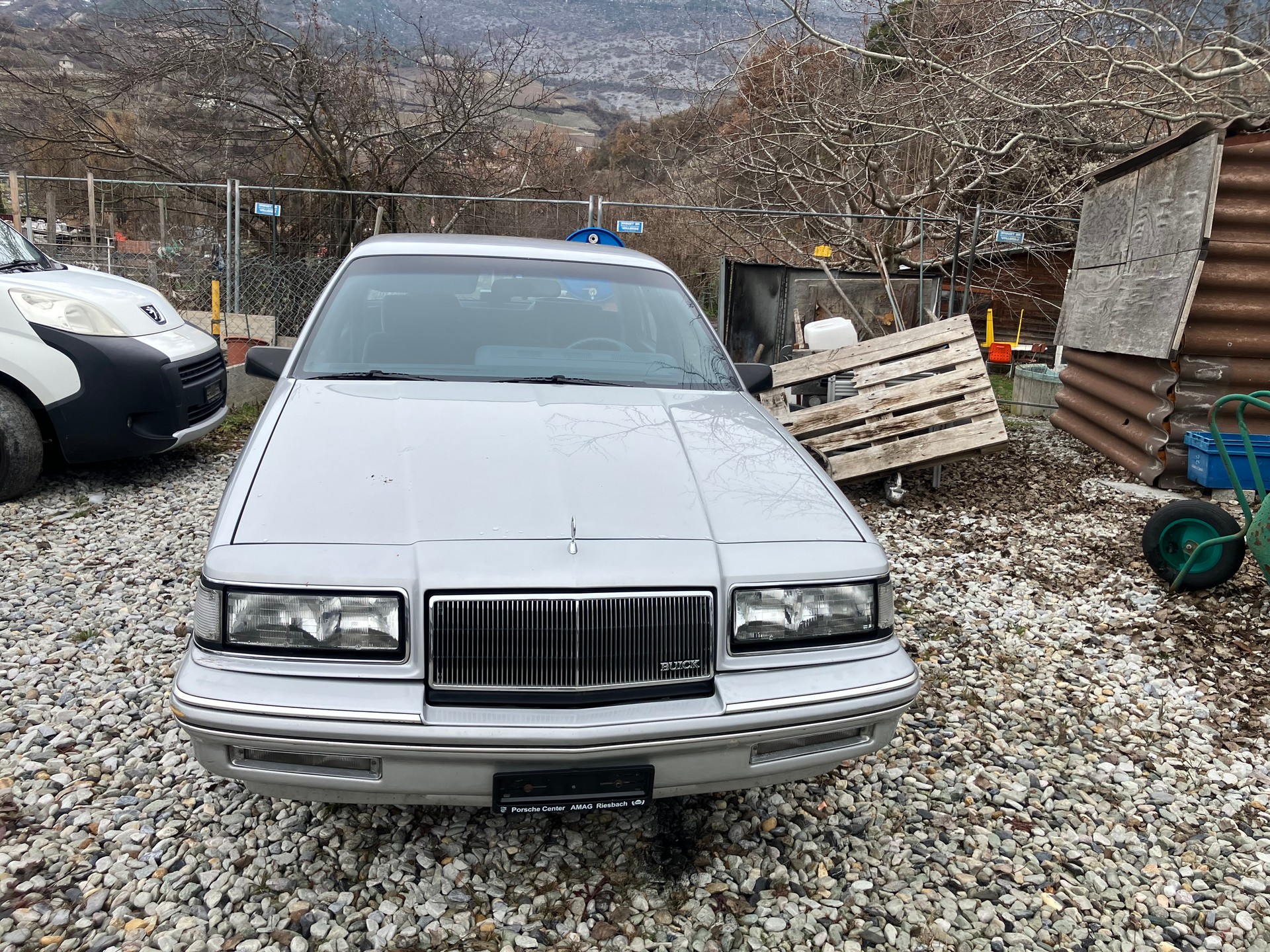 BUICK SKYLARK