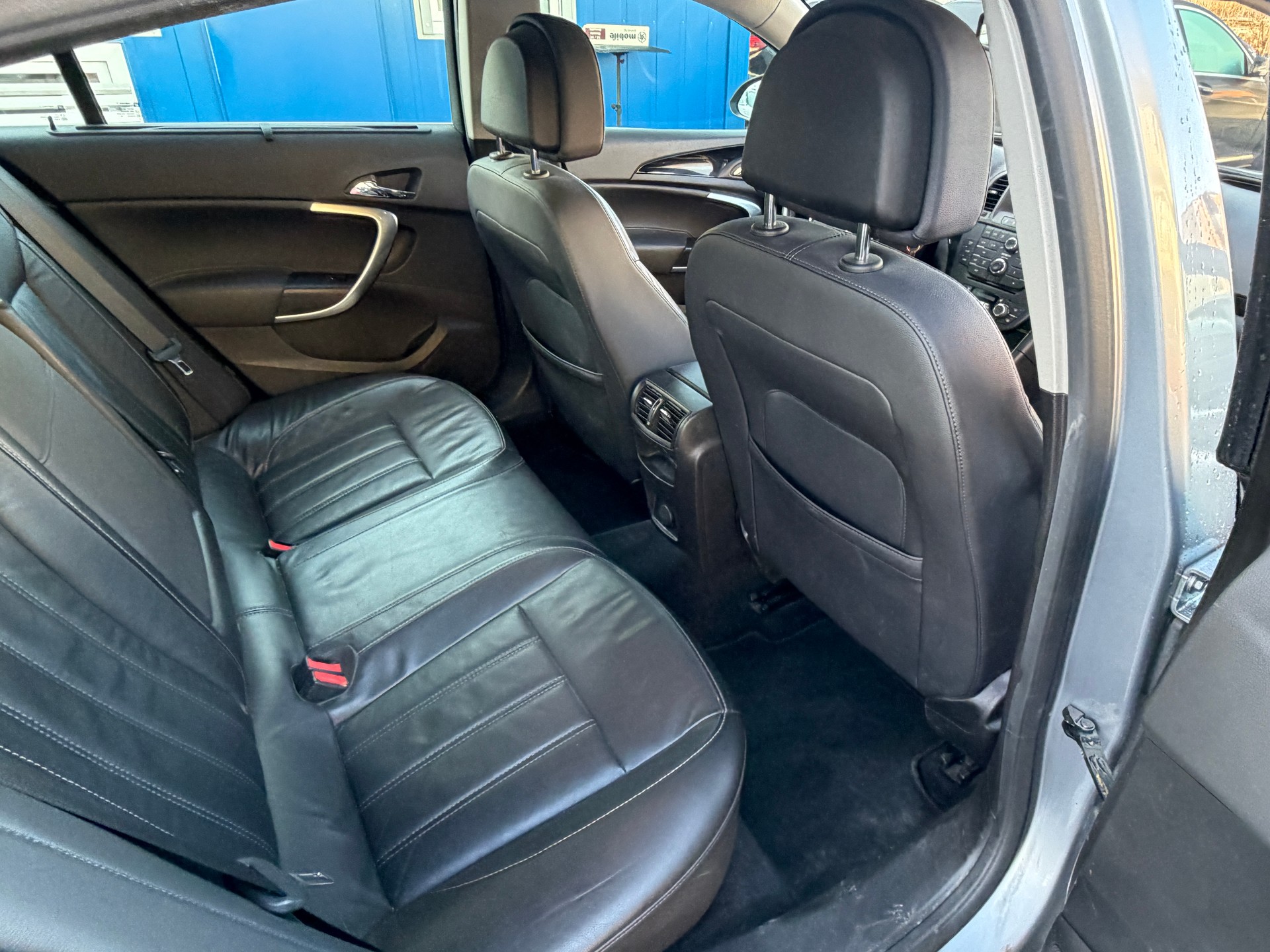 OPEL Insignia 2.0 Turbo Cosmo 4WD Automatic-image-8