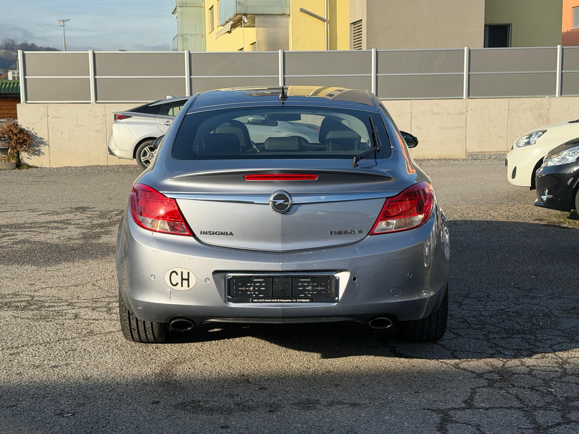 OPEL Insignia 2.0 Turbo Cosmo 4WD Automatic-image-12