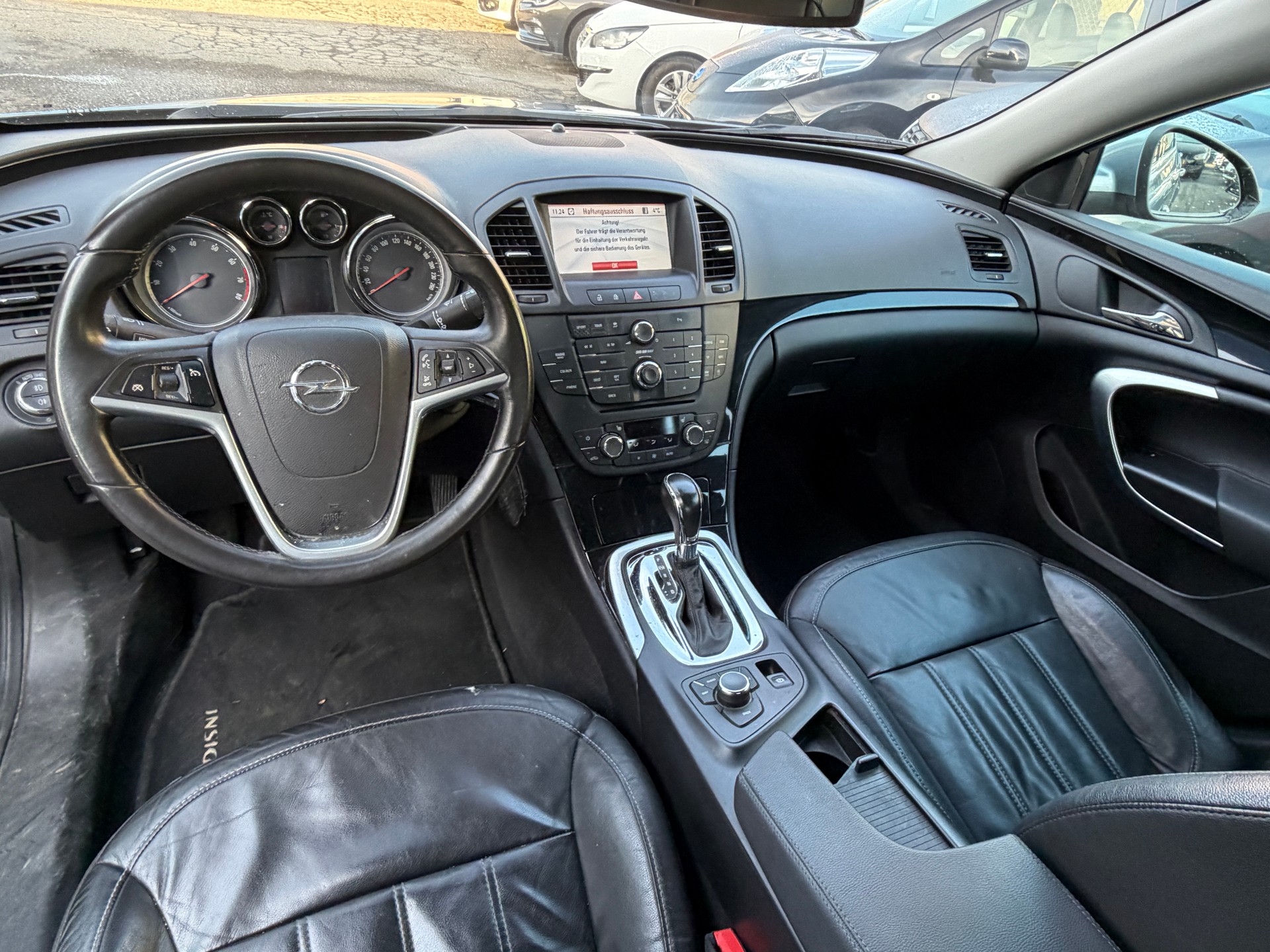 OPEL Insignia 2.0 Turbo Cosmo 4WD Automatic-image-6