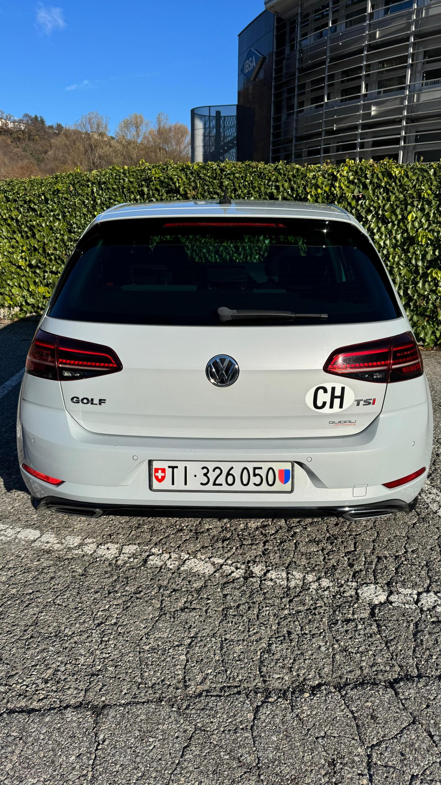 VW Golf 1.4 TSI Allstar R-Line-image-4