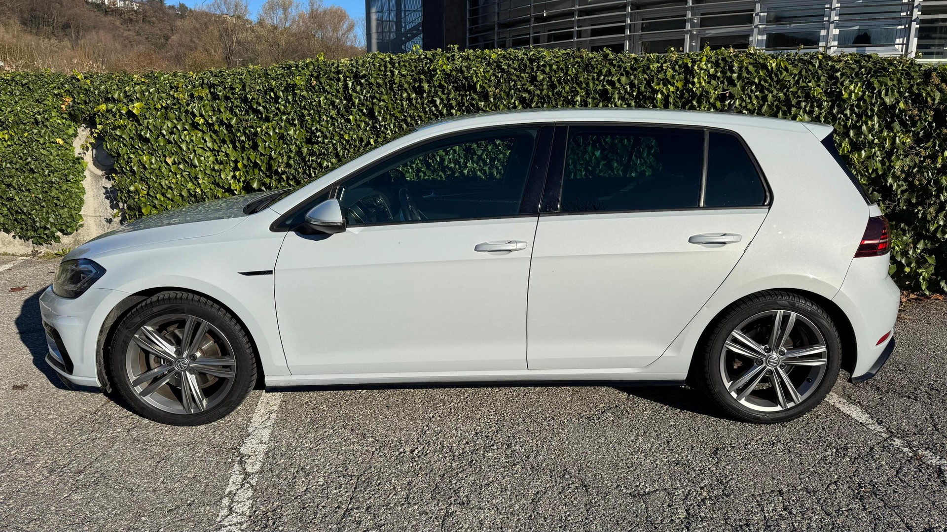 VW Golf 1.4 TSI Allstar R-Line-image-3