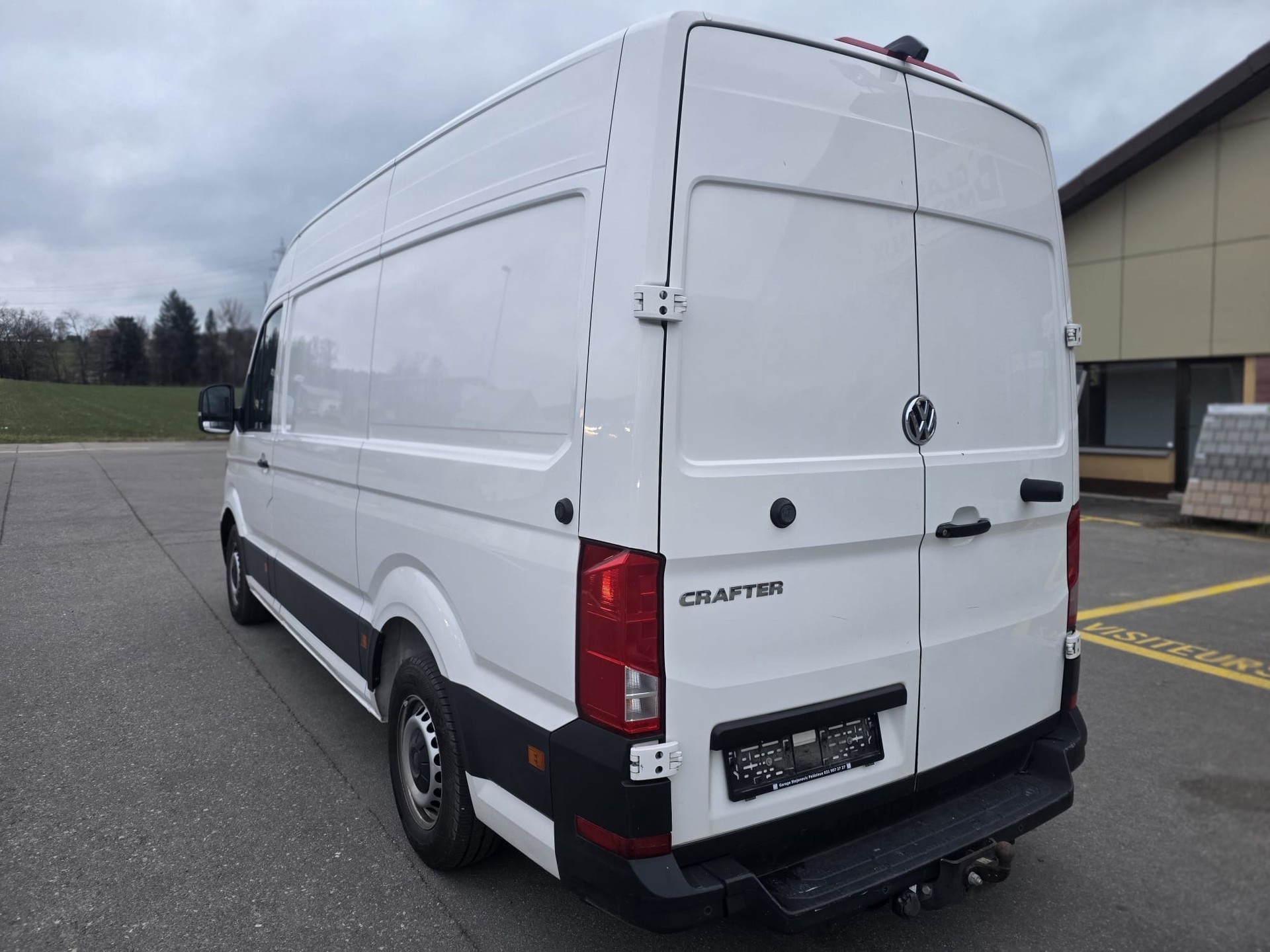 VW Crafter 35 2.0 TDI - H2 / L3-image-1