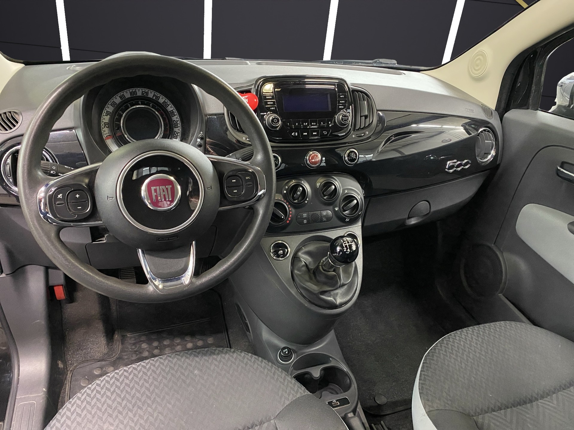 FIAT 500 0.9 Twinair Turbo Lounge-image-10