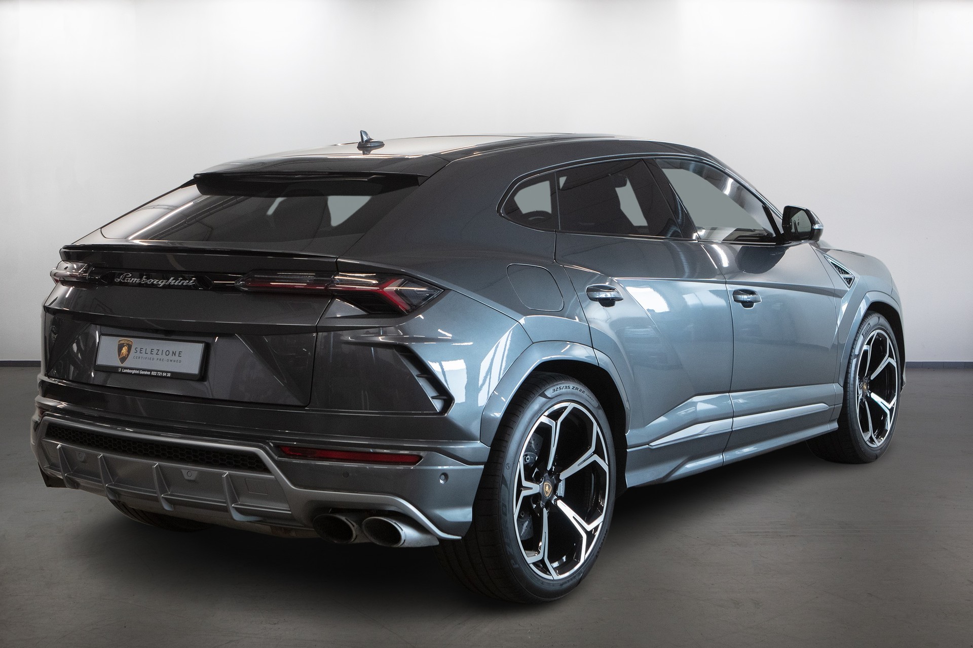 LAMBORGHINI Urus E-Gear-image-2