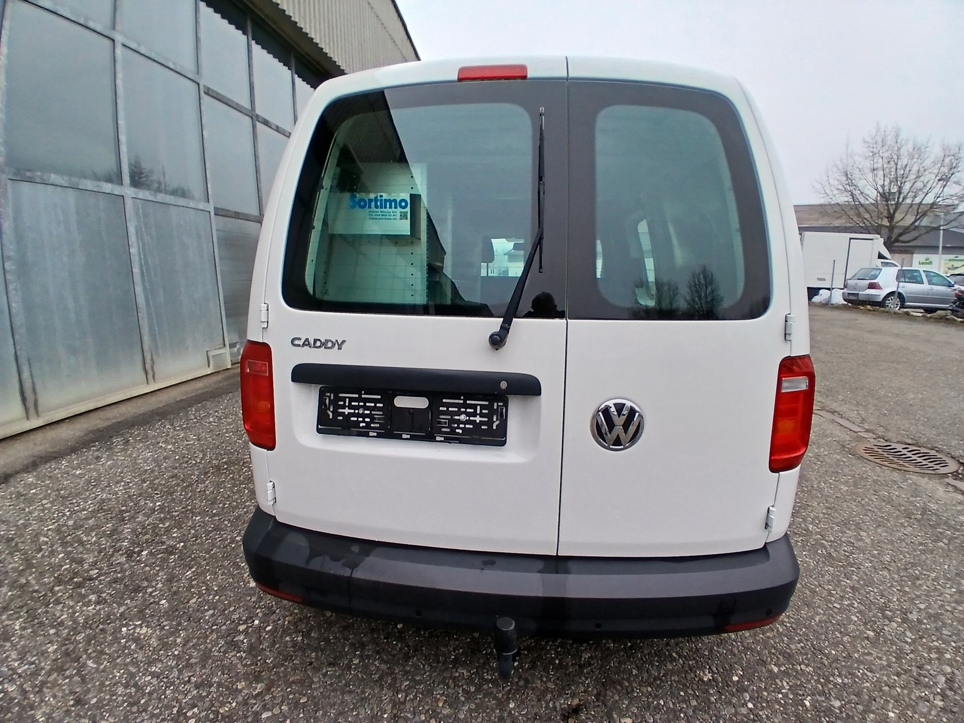 VW Caddy Maxi 2.0TDI BlueMotion Technology DSG-image-3