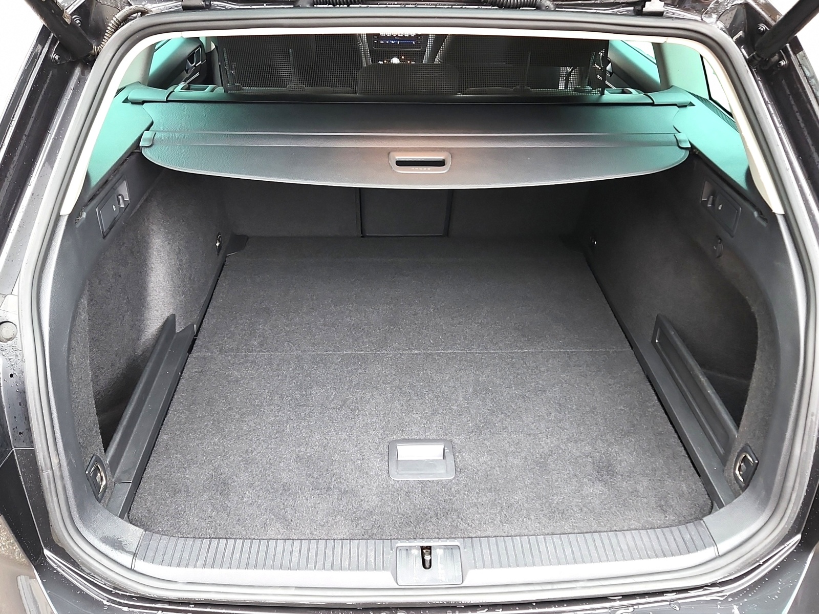 VW Passat Variant 1.5 TSI EVO Business DSG-image-14