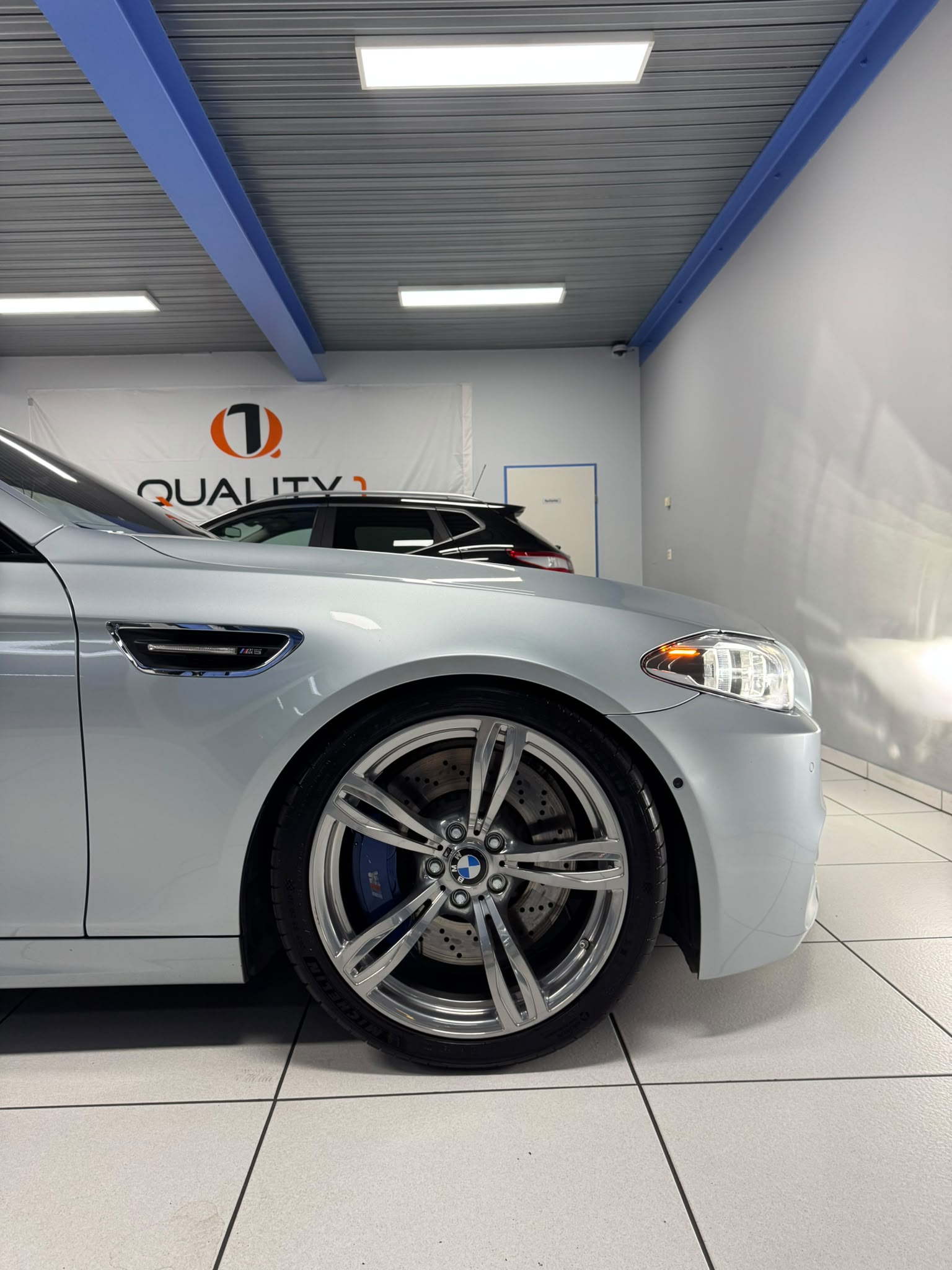 BMW M5 Drivelogic-image-9