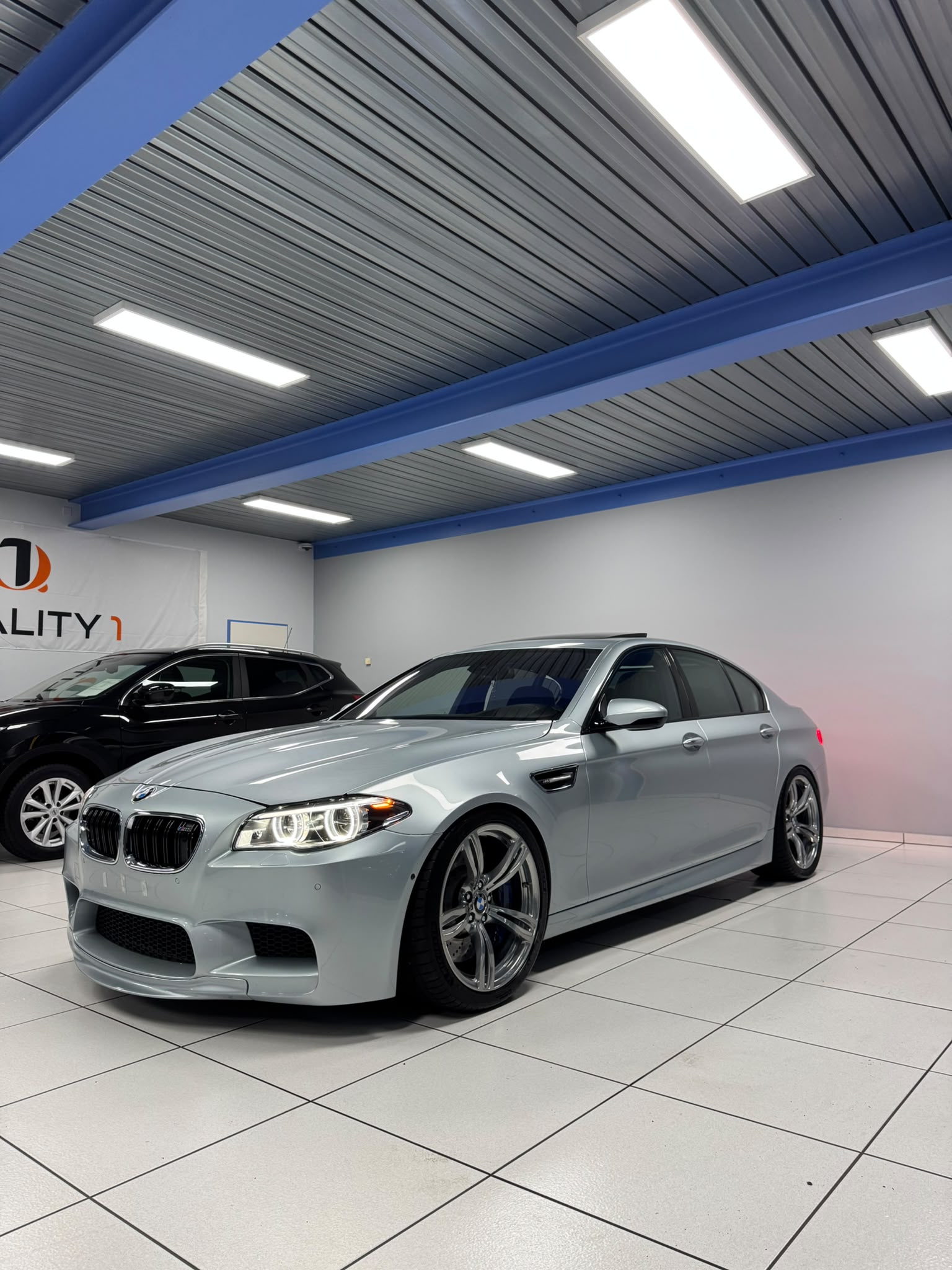 BMW M5 Drivelogic-image-2