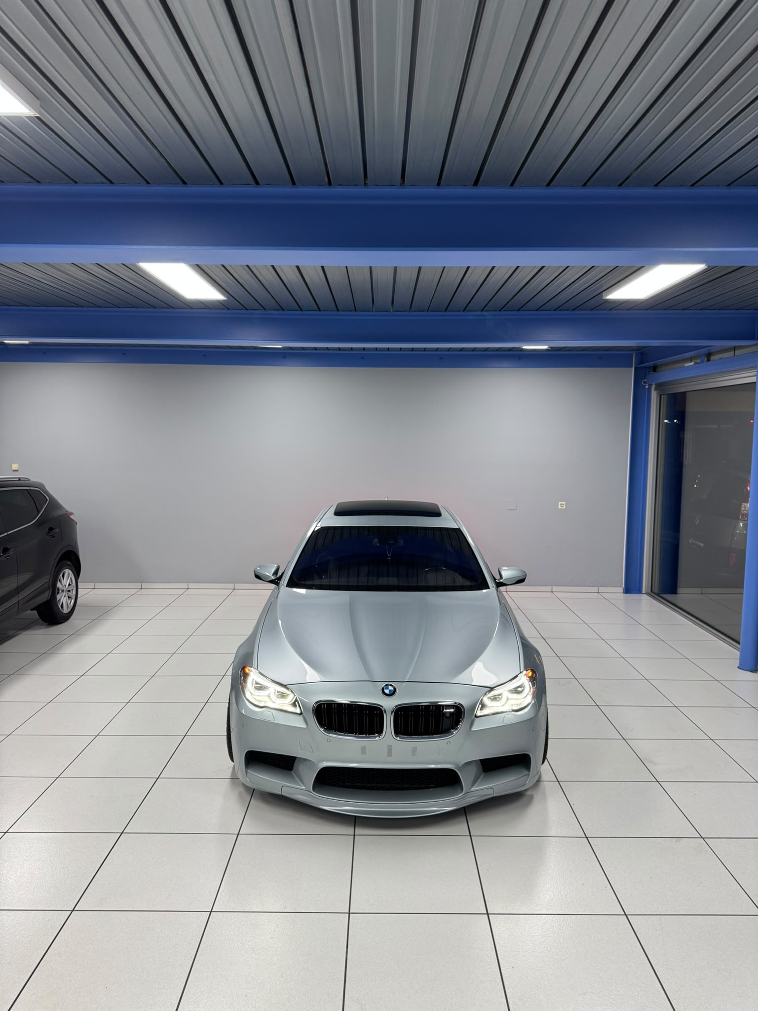 BMW M5 Drivelogic-image-1
