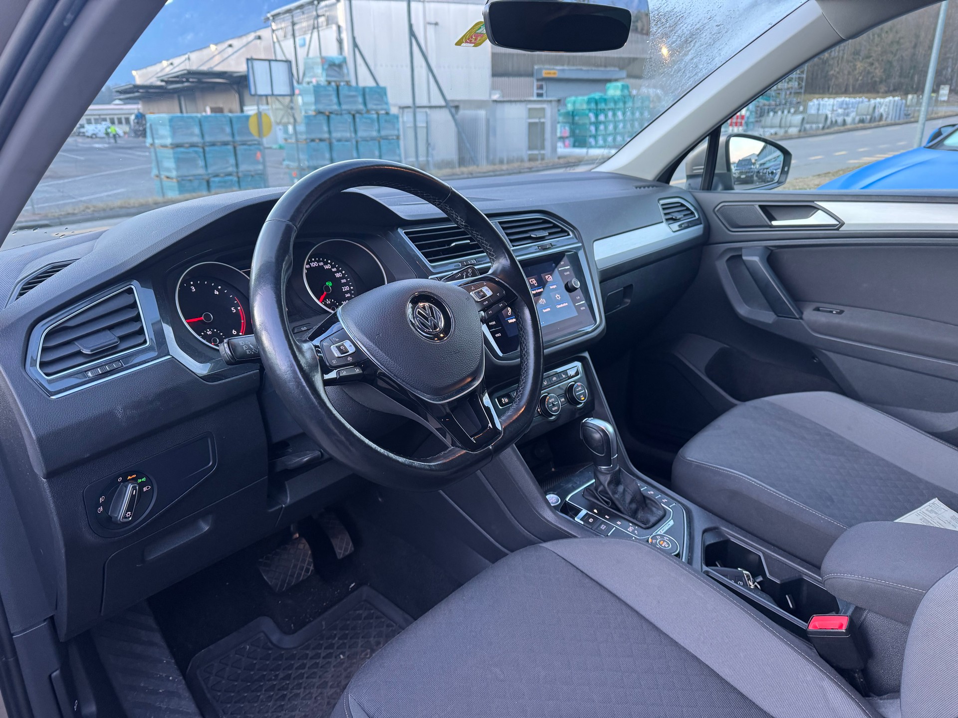 VW Tiguan 2.0 TDI SCR Comfortline 4Motion DSG-image-8