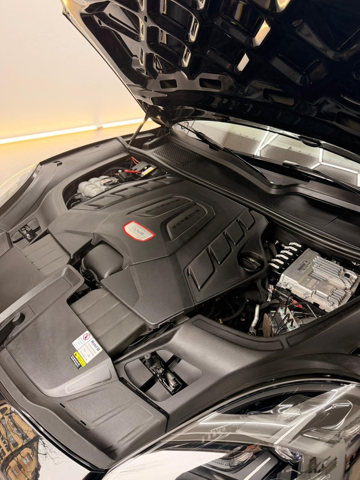 PORSCHE Cayenne Turbo GT-image-14