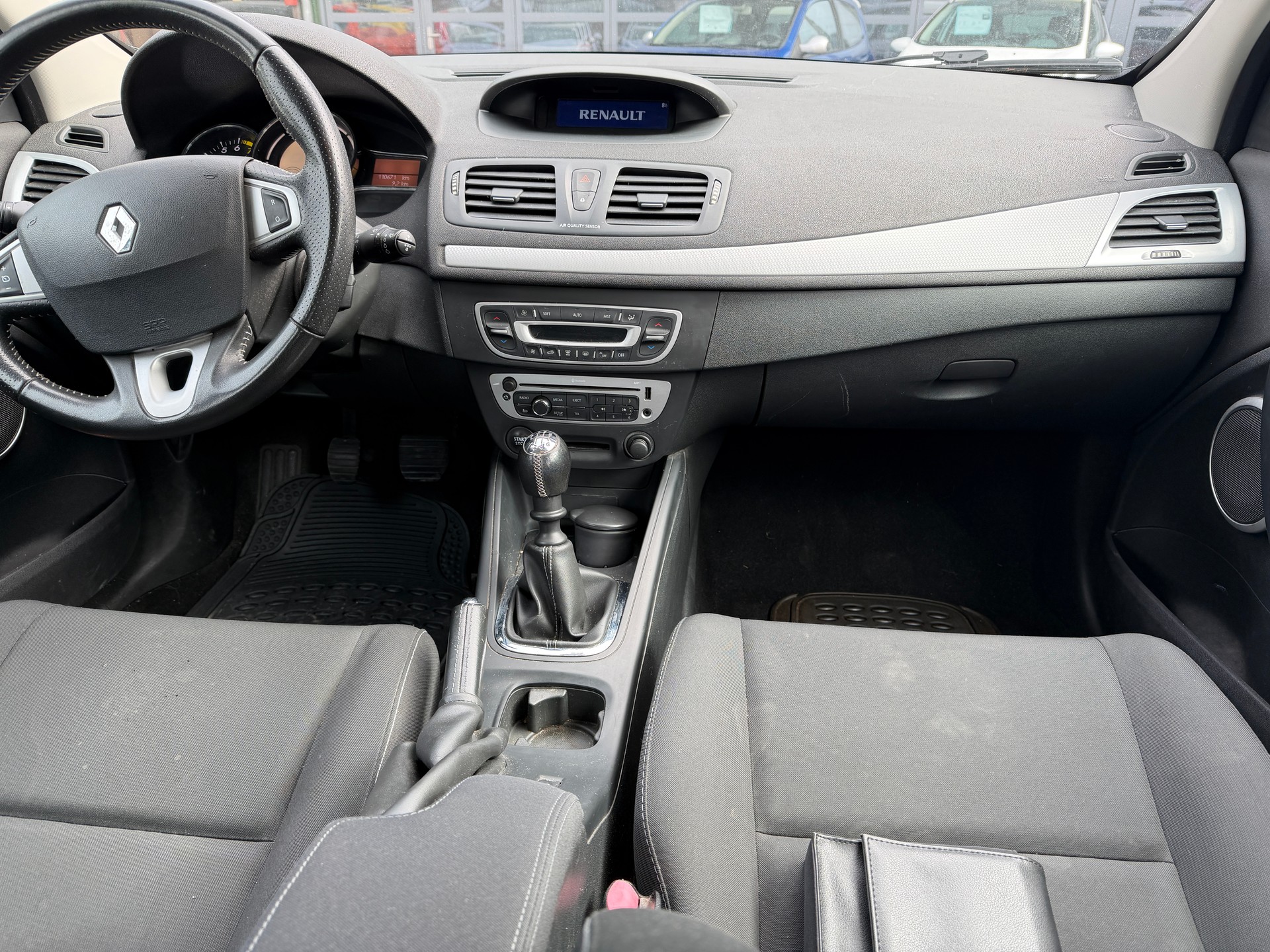 RENAULT Mégane Grandtour 1.2 16V Turbo Dynamique-image-7