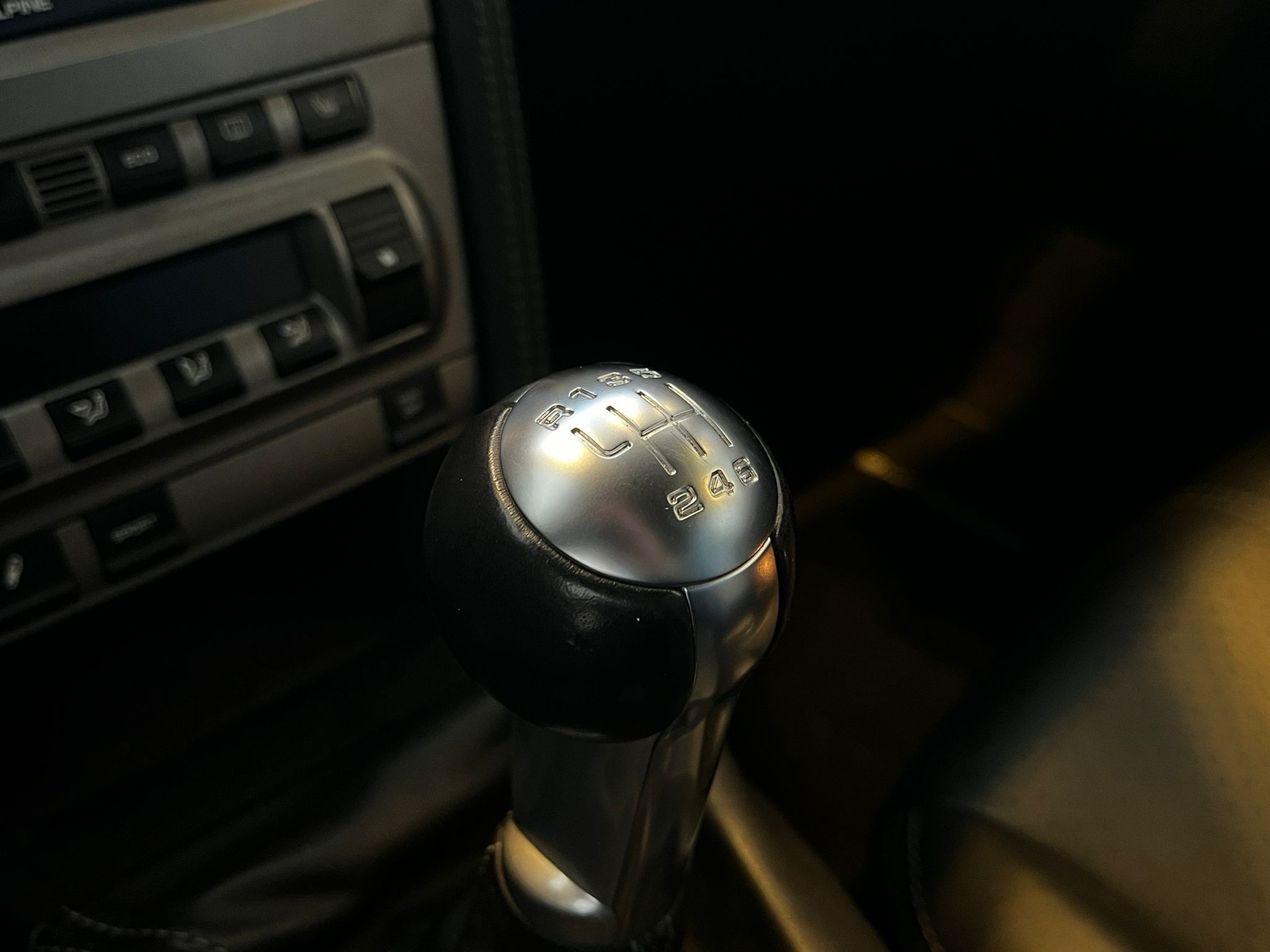 PORSCHE 911 Turbo-image-19