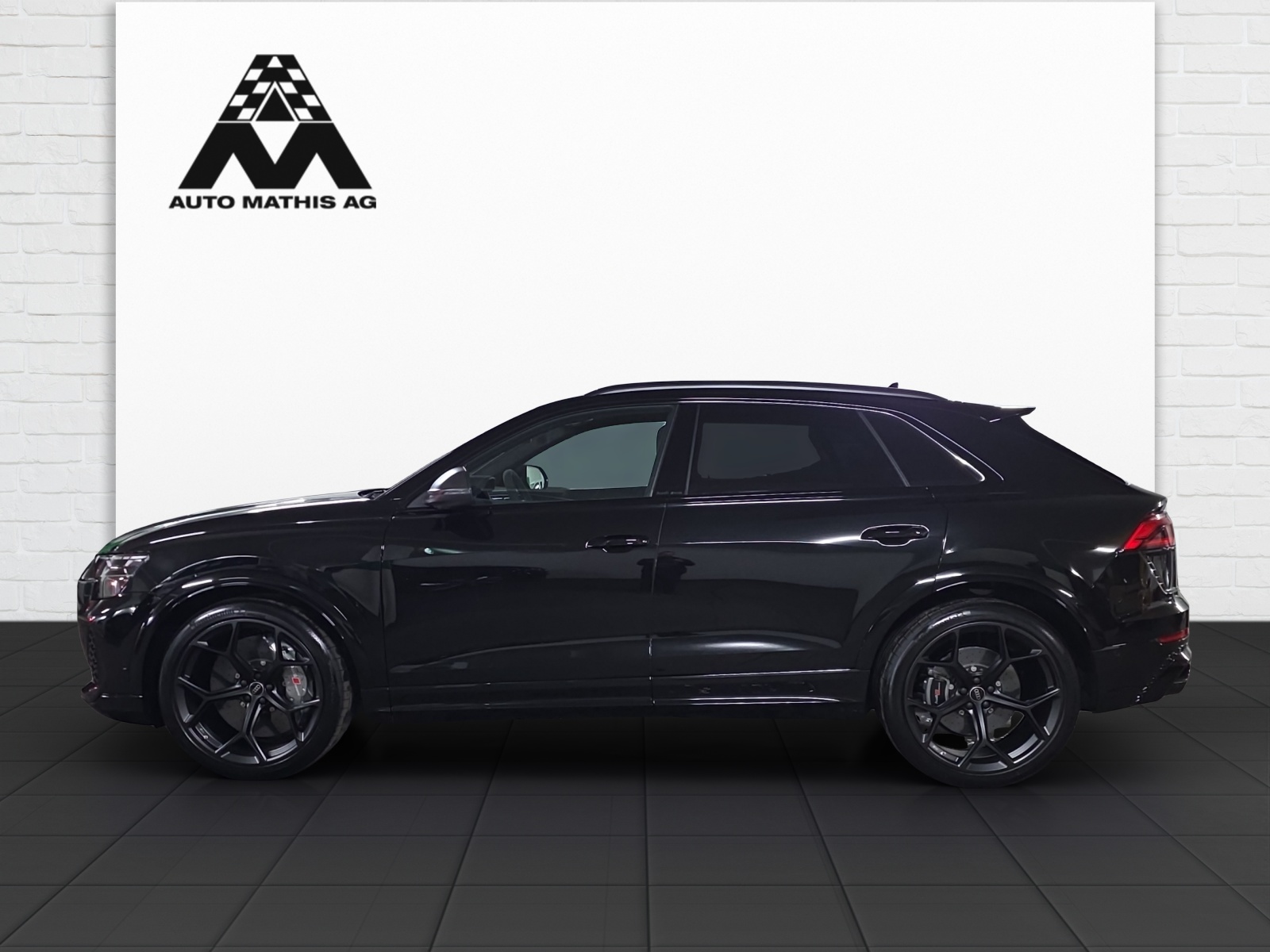 AUDI RSQ8 performance quattro-image-2