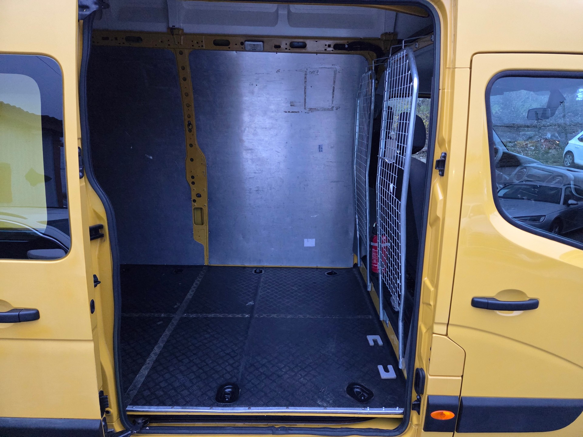 RENAULT Master T35 2.3dCi 130 L3H3-image-12