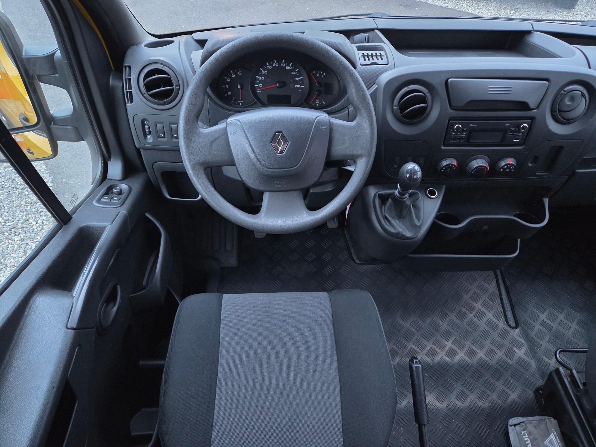 RENAULT Master T35 2.3dCi 130 L3H3-image-9