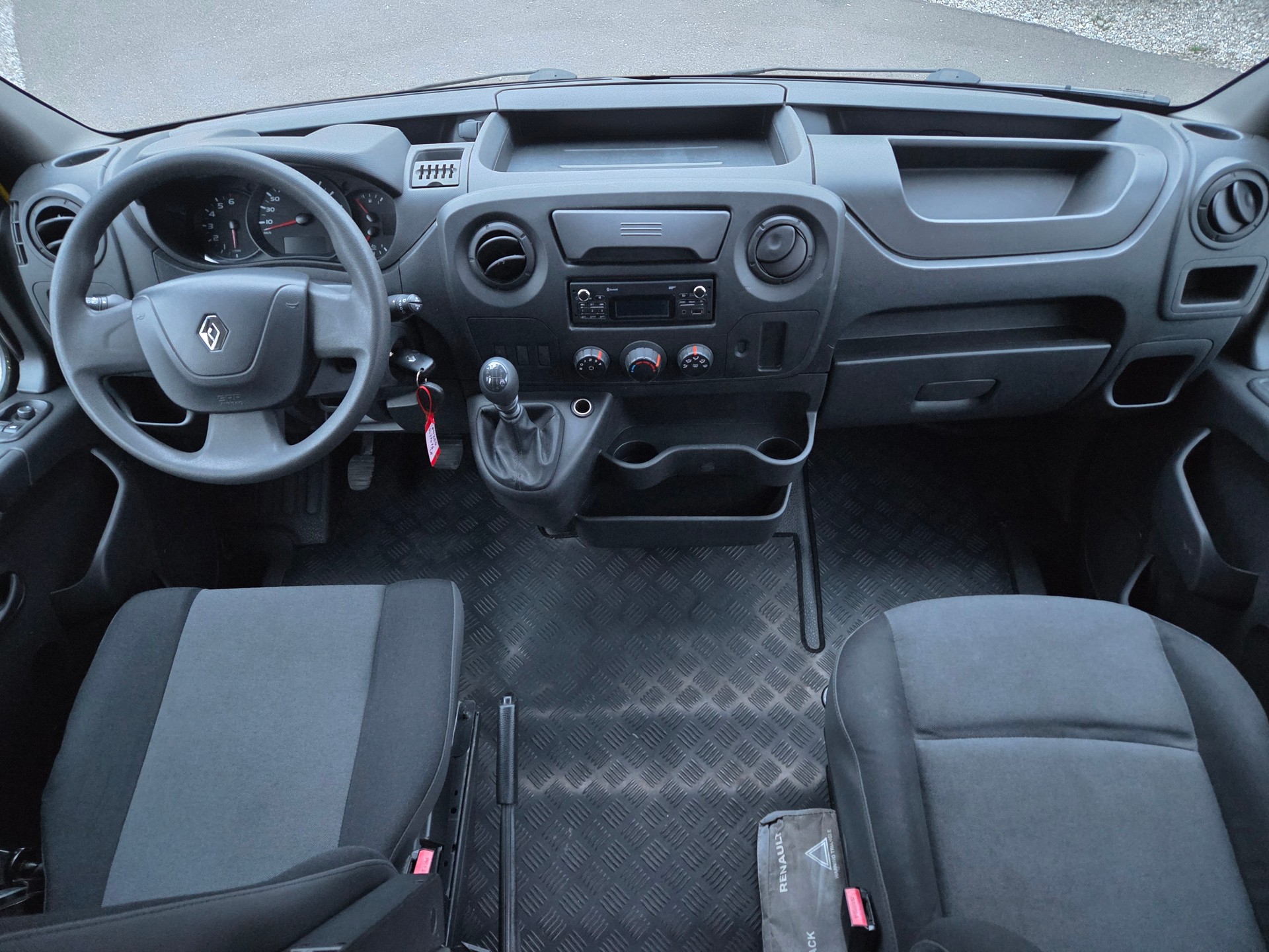 RENAULT Master T35 2.3dCi 130 L3H3-image-8
