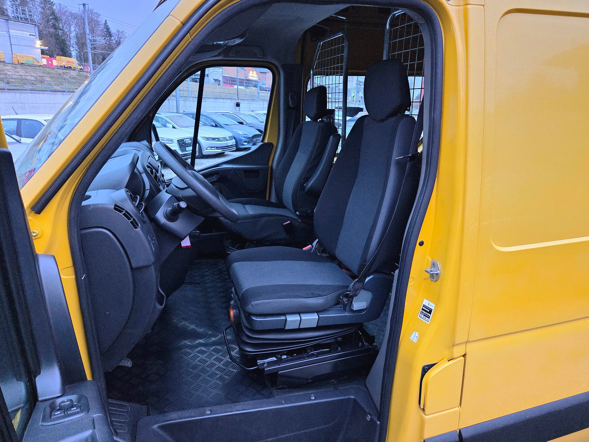 RENAULT Master T35 2.3dCi 130 L3H3-image-10