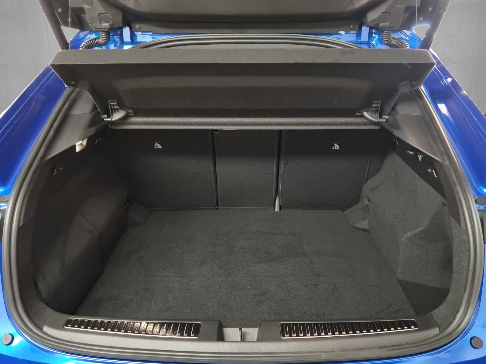 RENAULT RAFALE HYBRID E-TECH Atelier Alpine hyper hybrid E-Tech 4x4 300PS plug-in-image-8