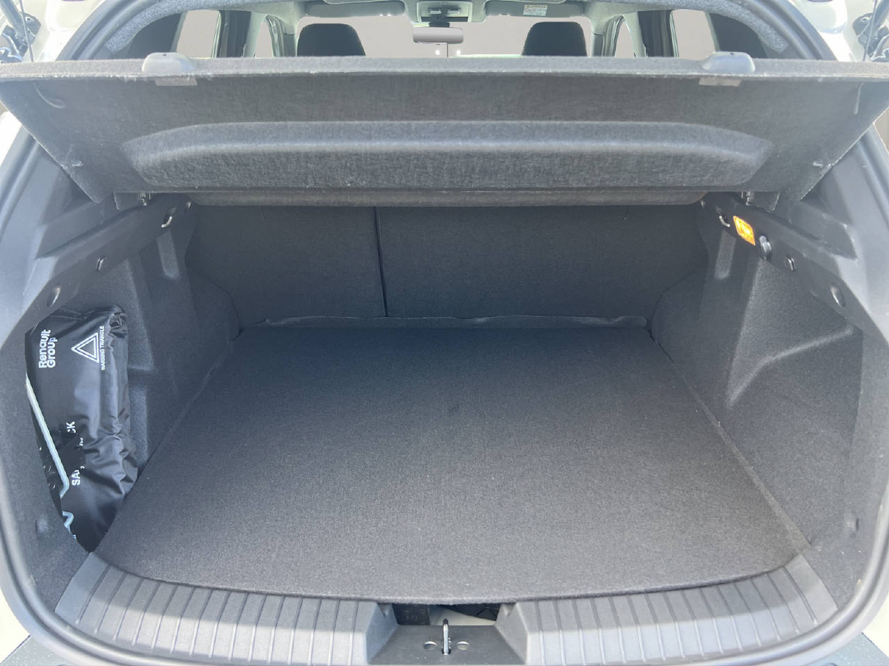 DACIA Duster 1.8 Hybrid Journey-image-11