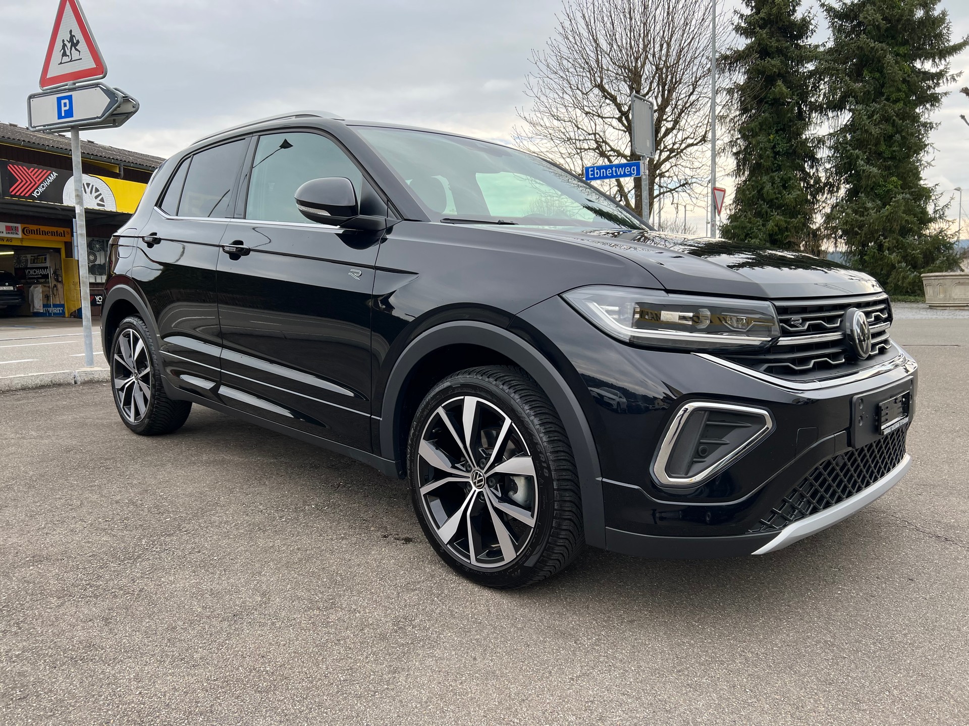 VW T-Cross 1.5 TSI EVO ACT R-Line DSG-showroom-element-2