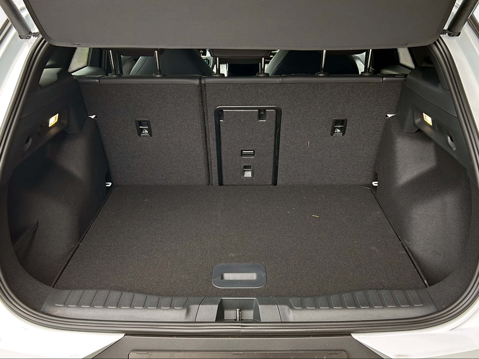 FORD Explorer Extended Range Select AWD-image-11