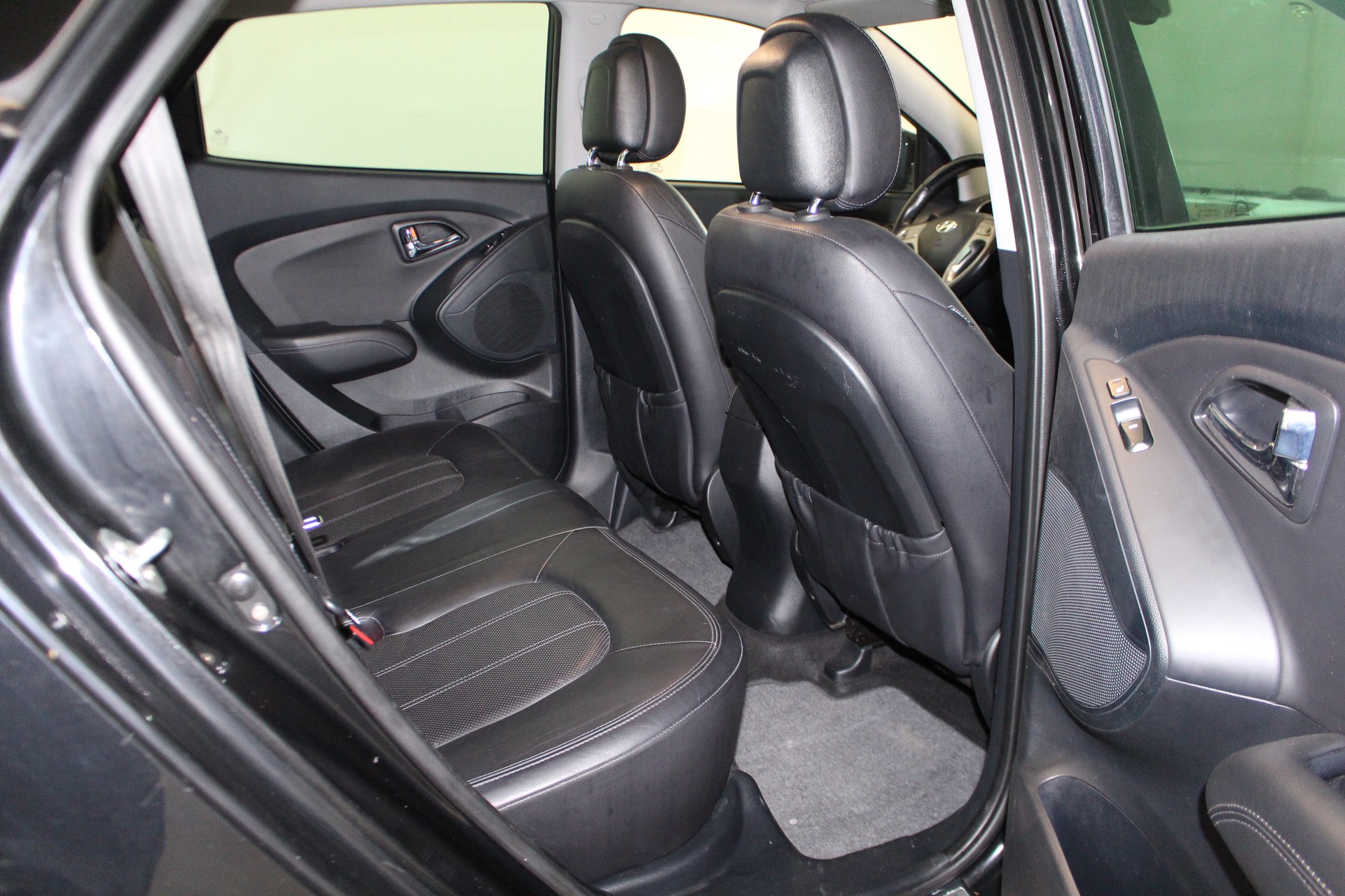 HYUNDAI ix35 2.0 CRDi 184 Premium 4WD-image-9